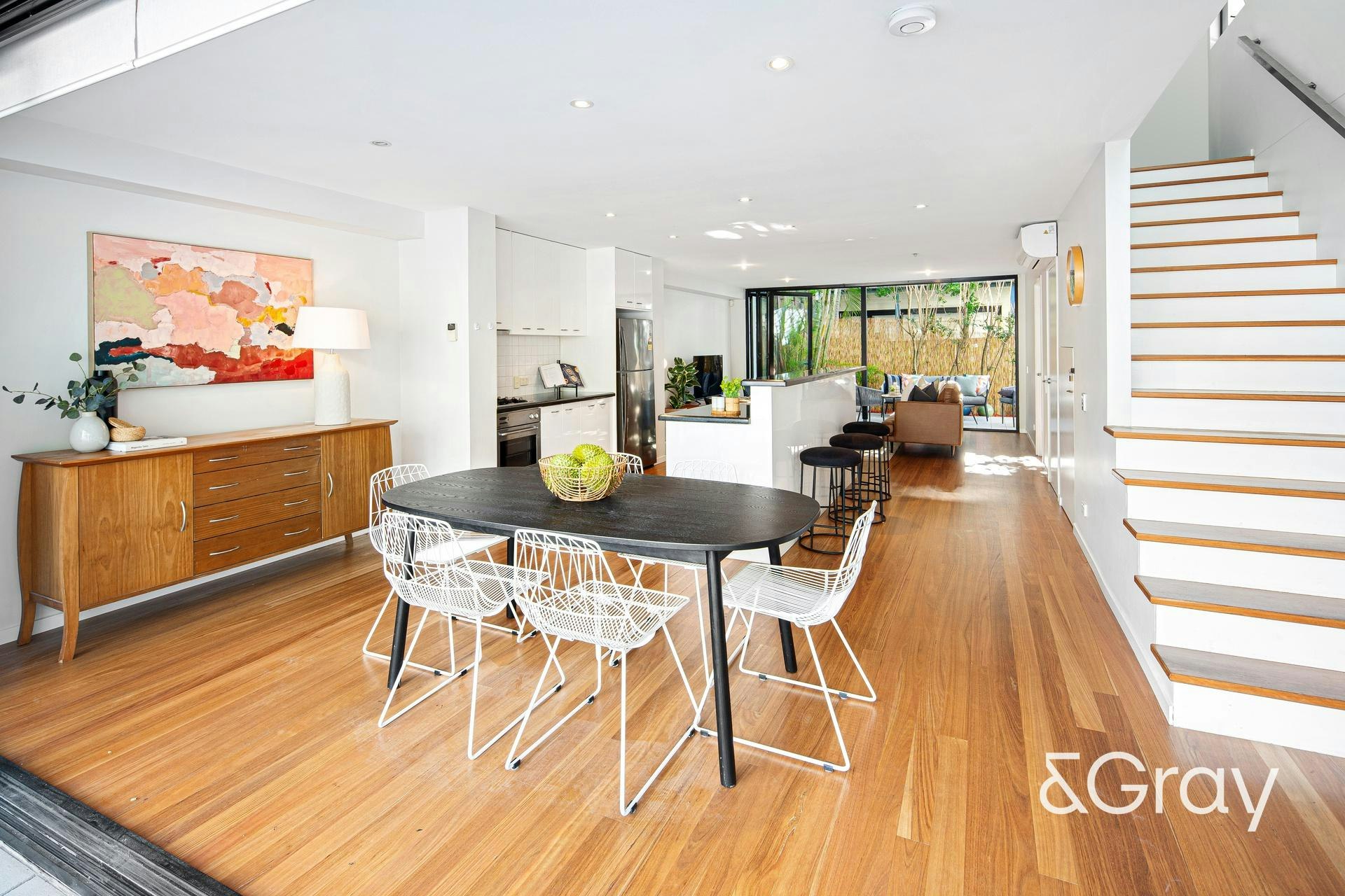 Image of dining room