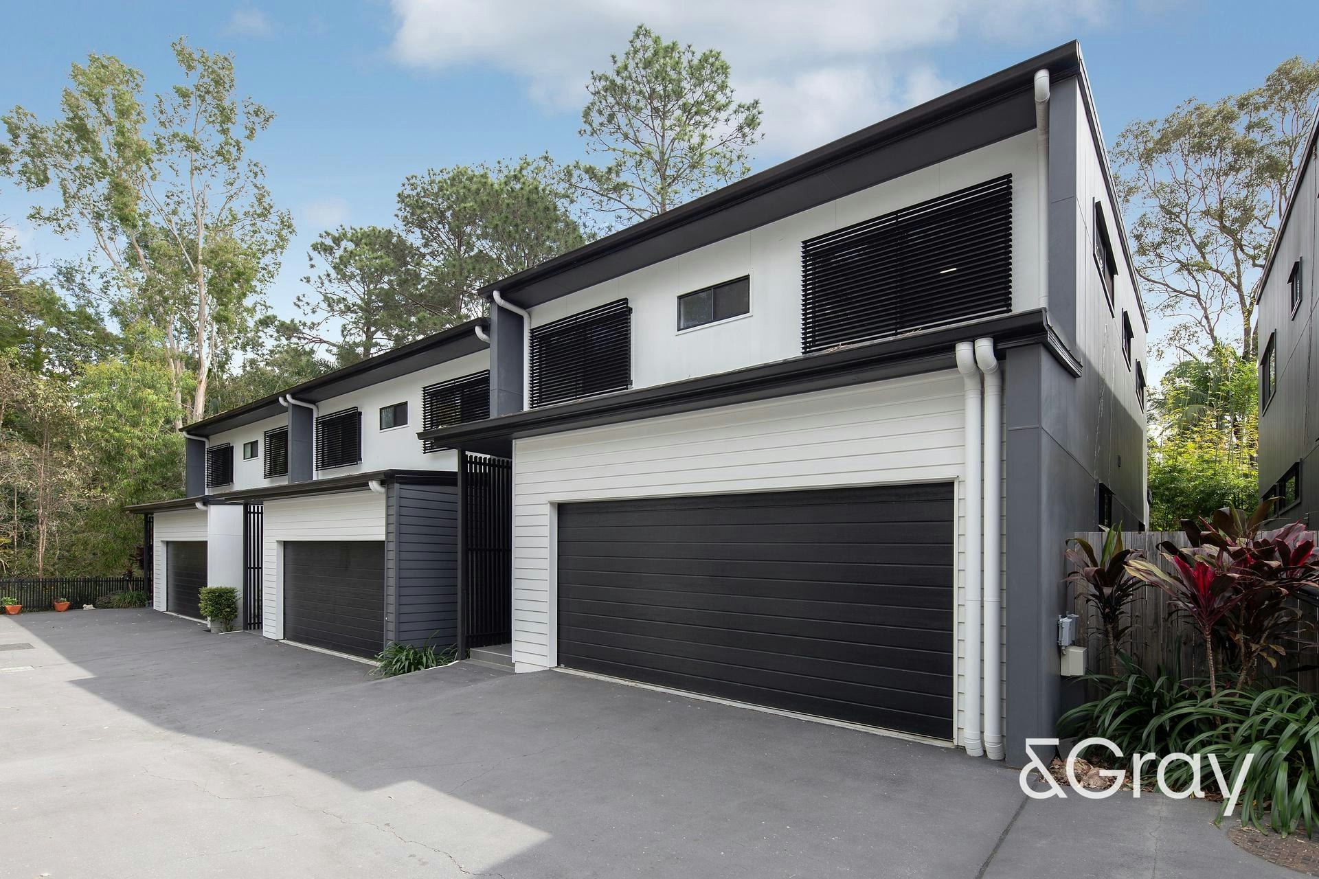 Image of garage