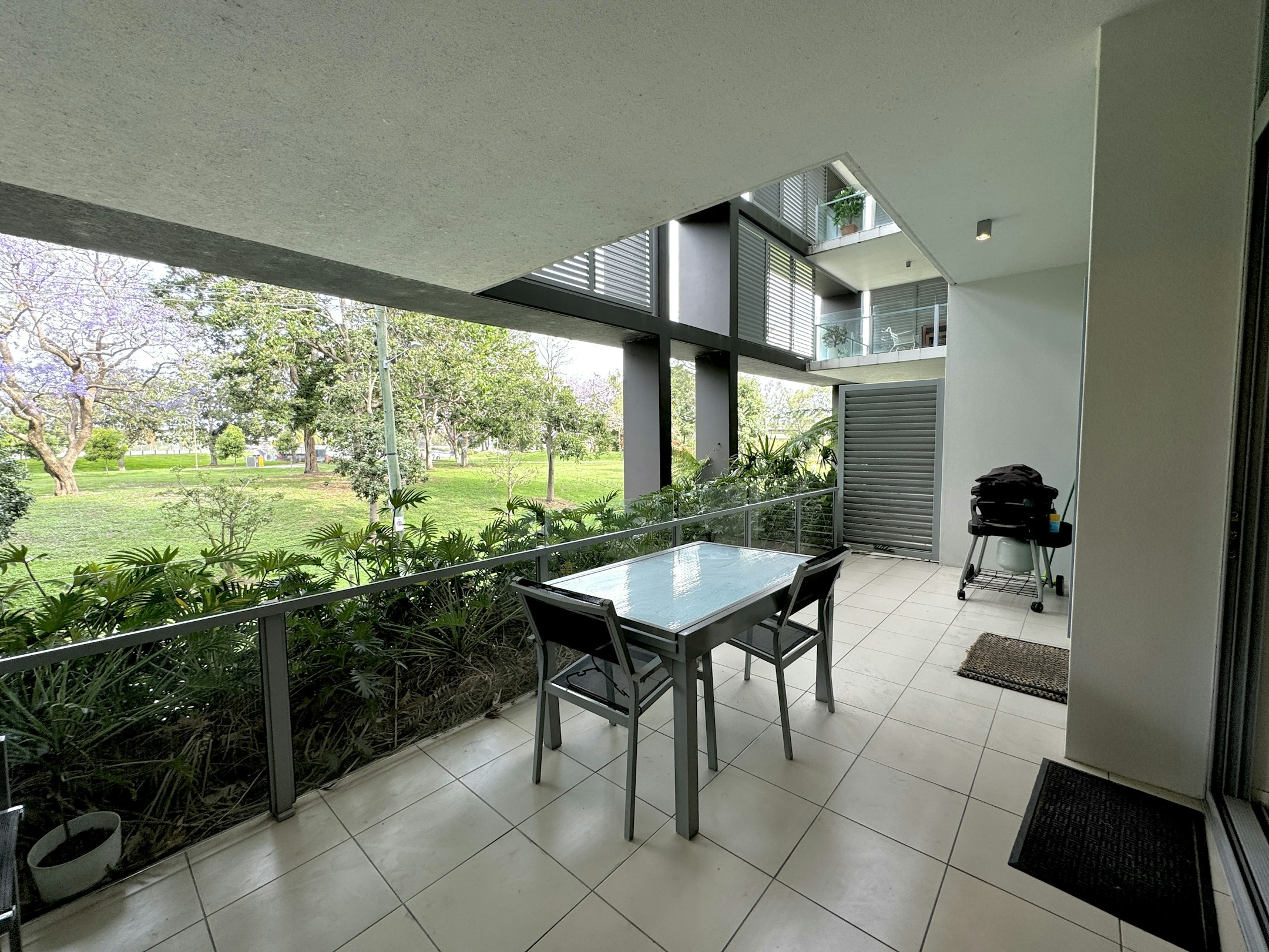 balcony