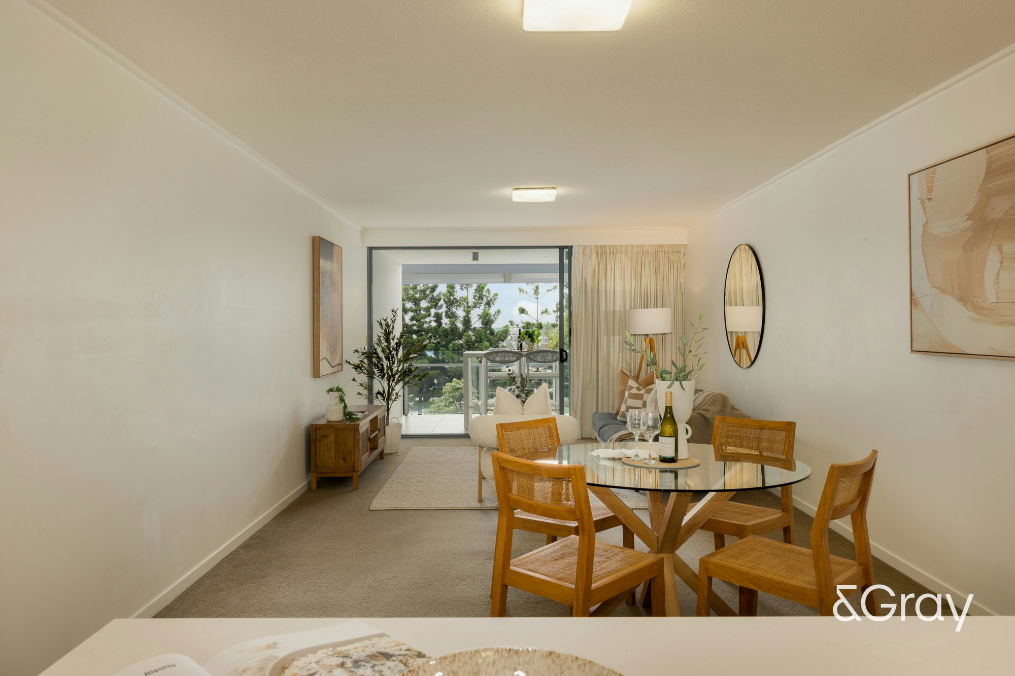 Image of dining room