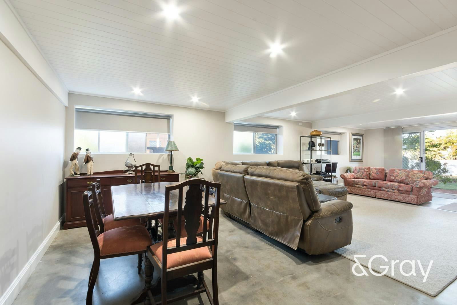 Image of dining room