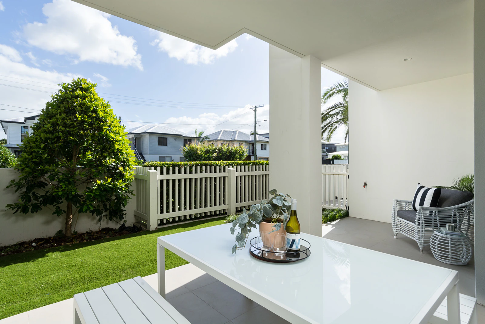 balcony