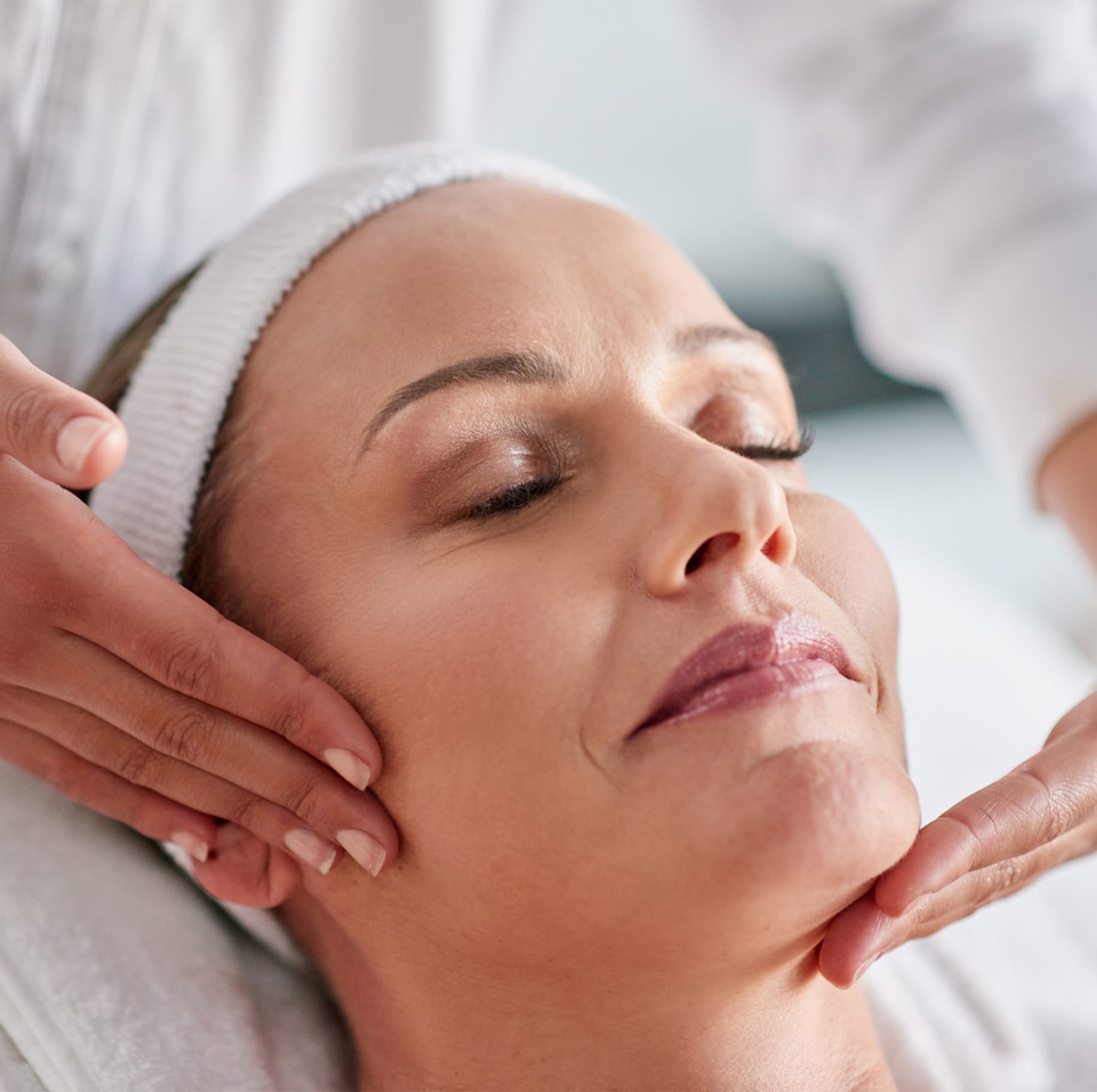 Spa Services in Tampa, FL Goldfingers Aesthetics & Plastic Surgery