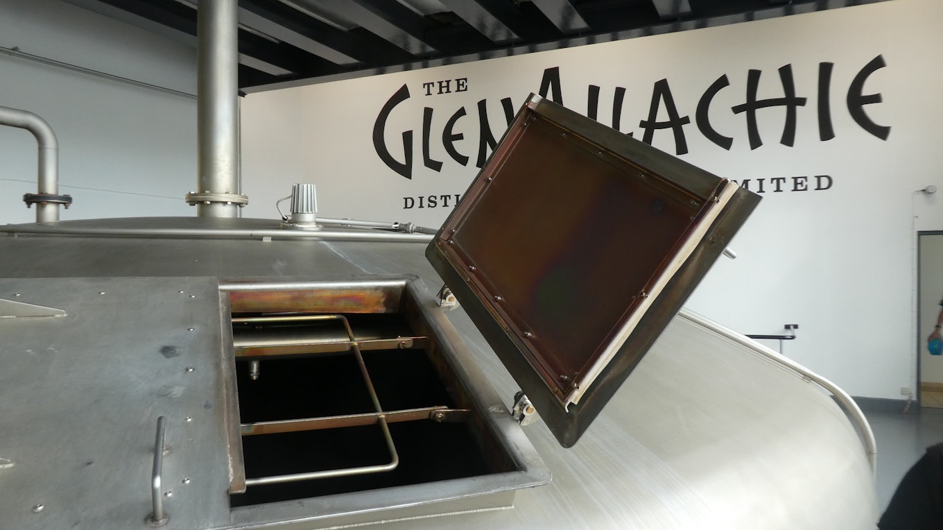 GlenAllachie Distillery | Speyside (Travel4Reasons)