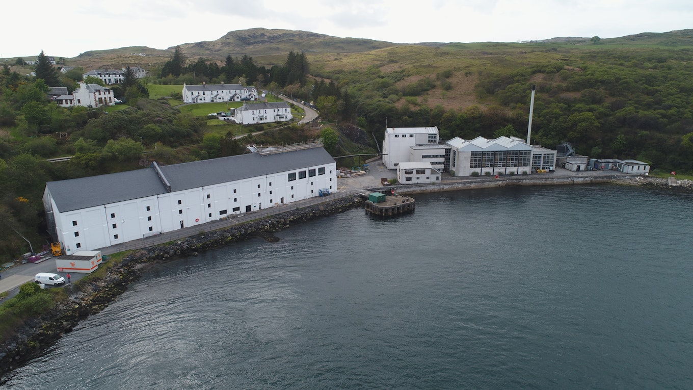 Caol Ila distilleerderij | Isle of Islay (Travel4Reasons)