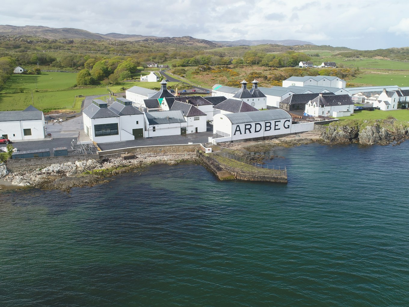 Ardbeg distillery | Isle of Islay Ardbeg distillery | Isle of Islay (Travel4Reasons)
