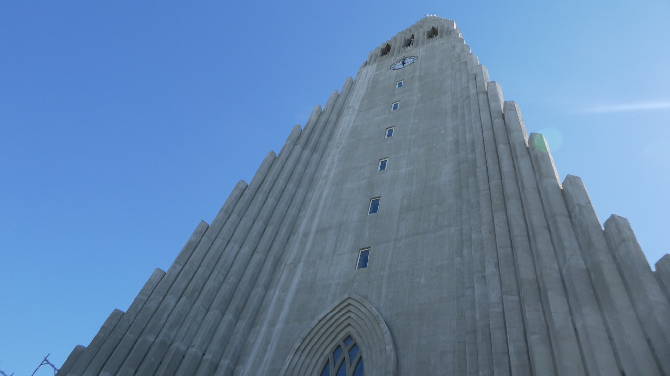 Hallgrimskirkja, Reykjavik met Travel4Reasons