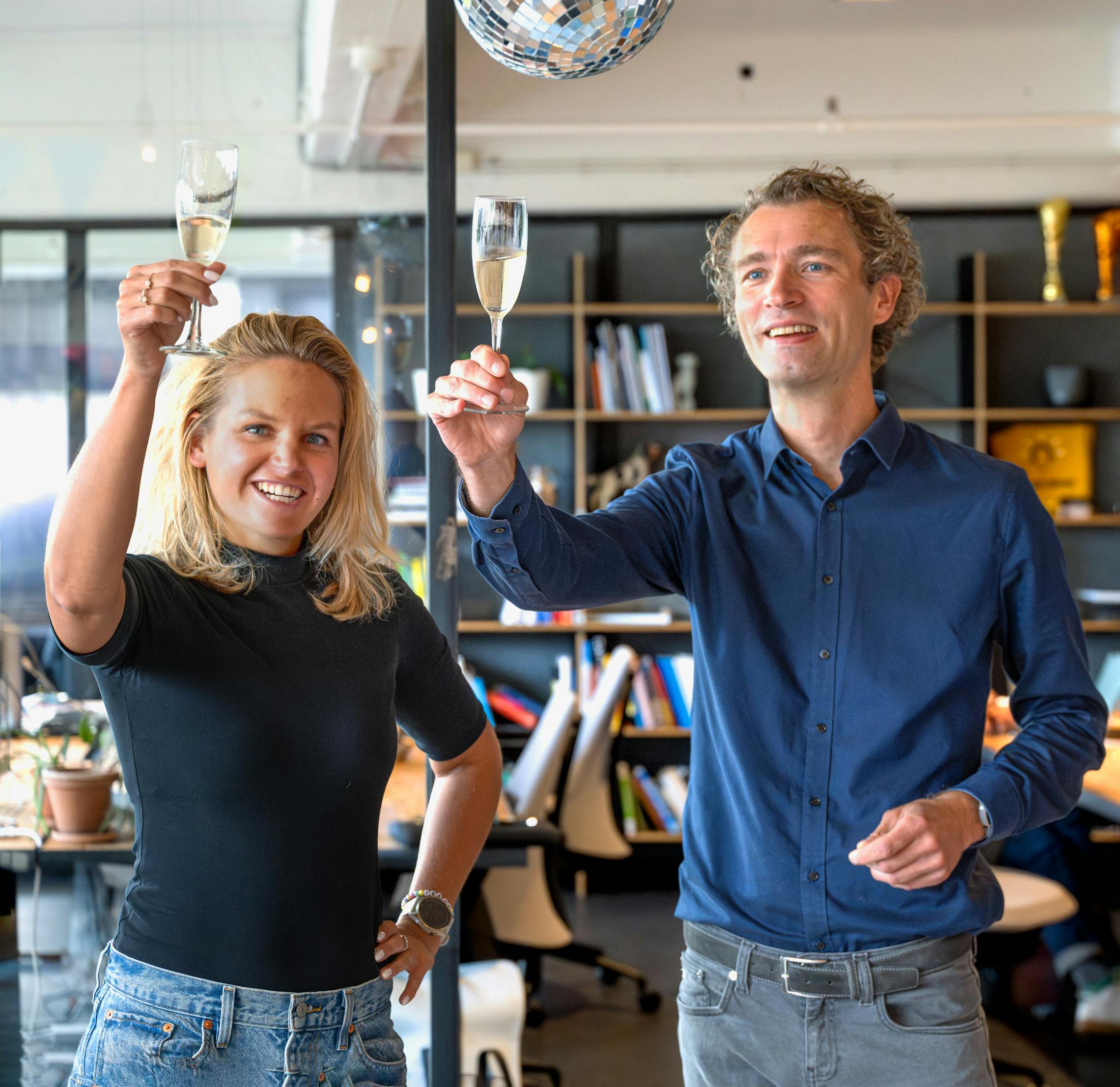 Bette en Gijs toosten Bette en Gijs toosten