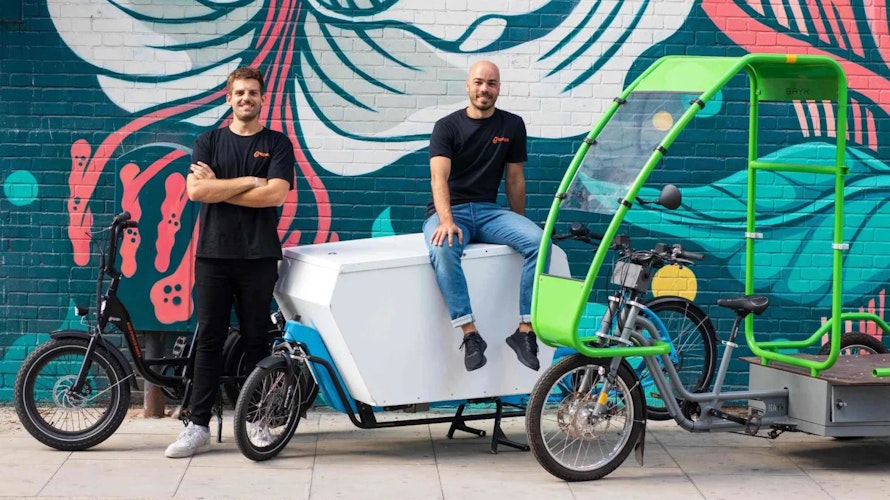 Santi Ureta and Renato Serra with cargobikes