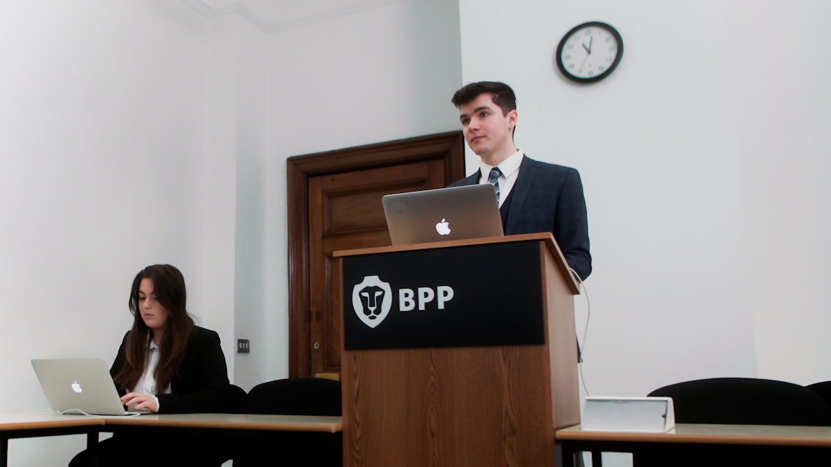 How to become a barrister: advice from a BTC tutor - BPP