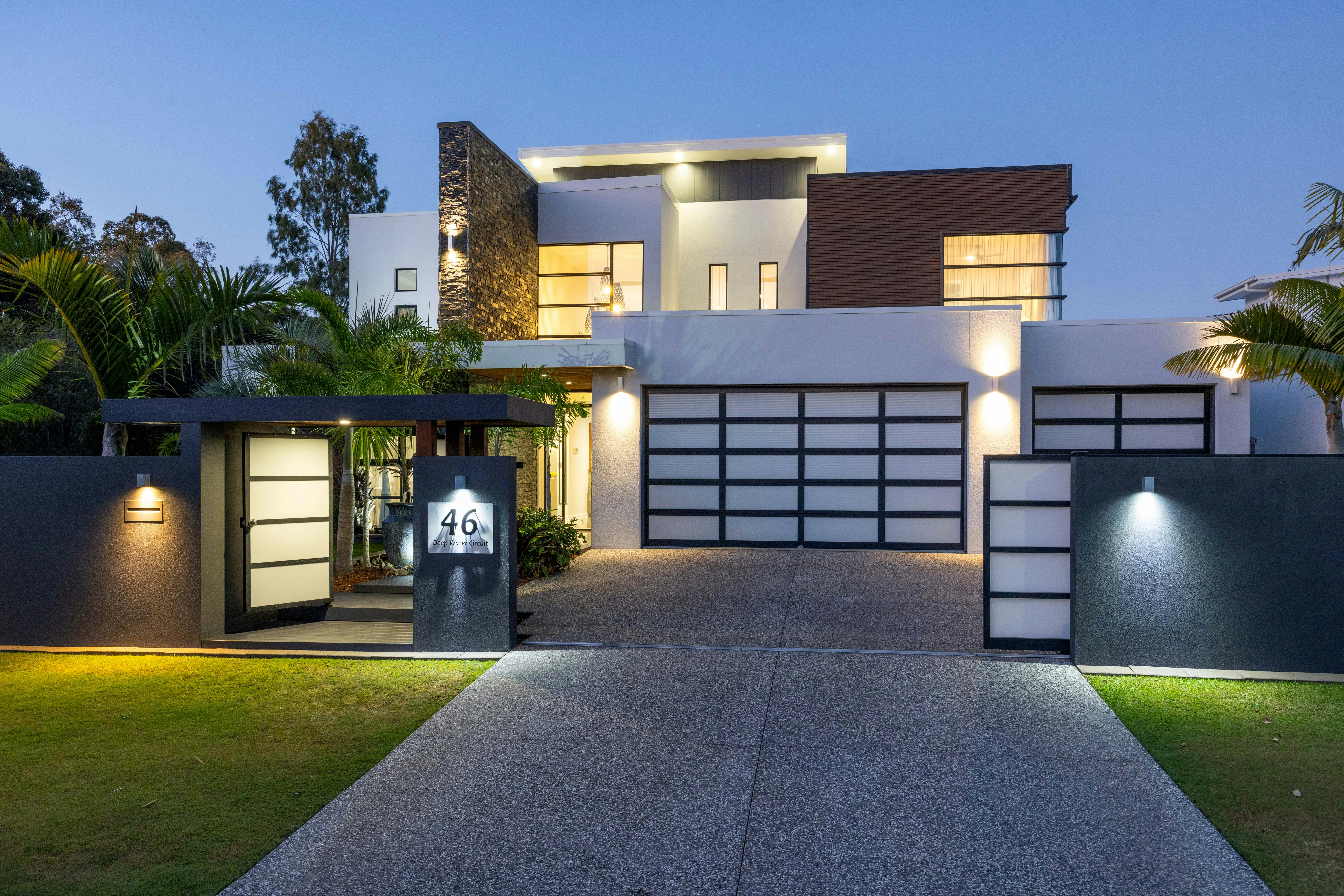 Image of garage