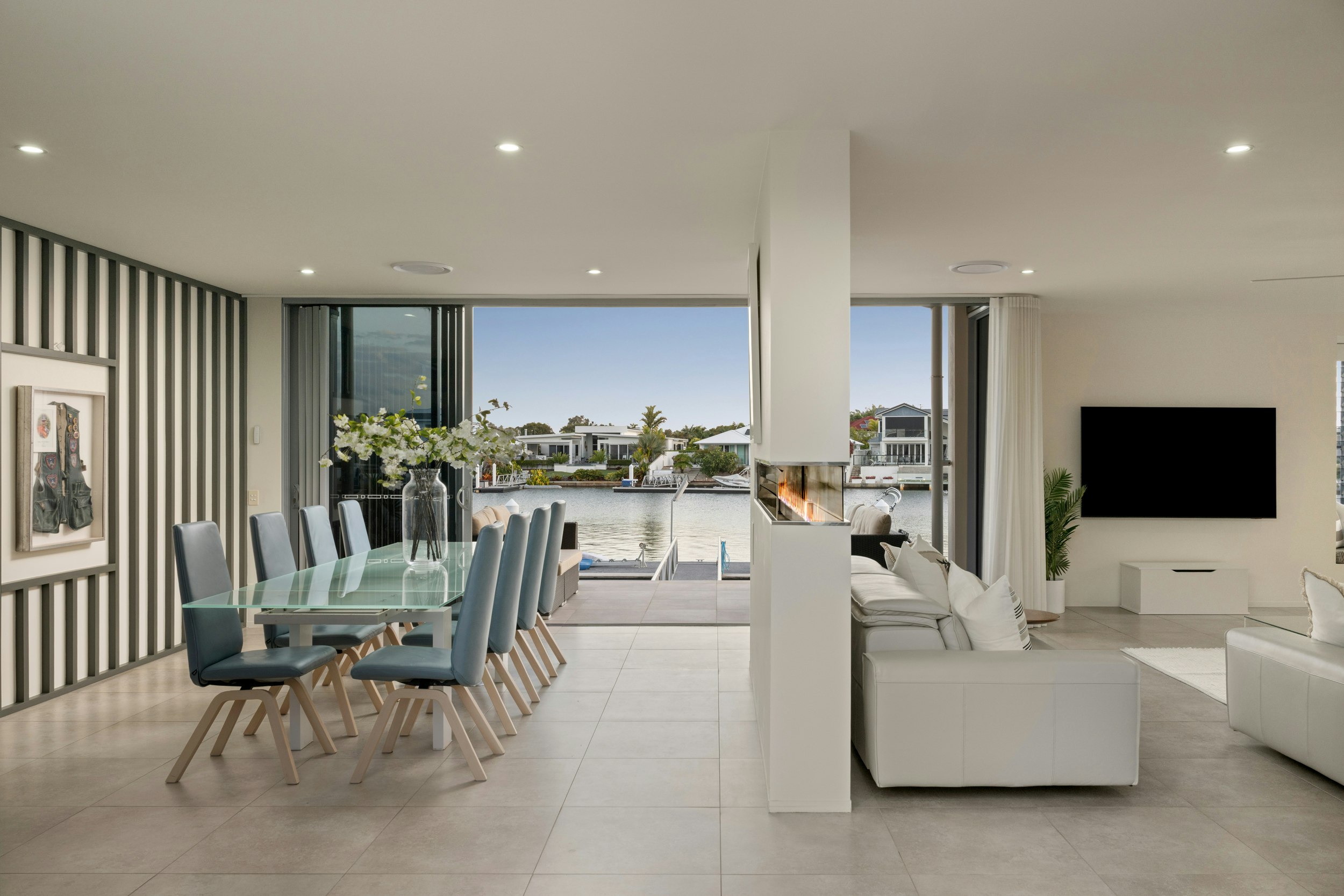 Image of dining room