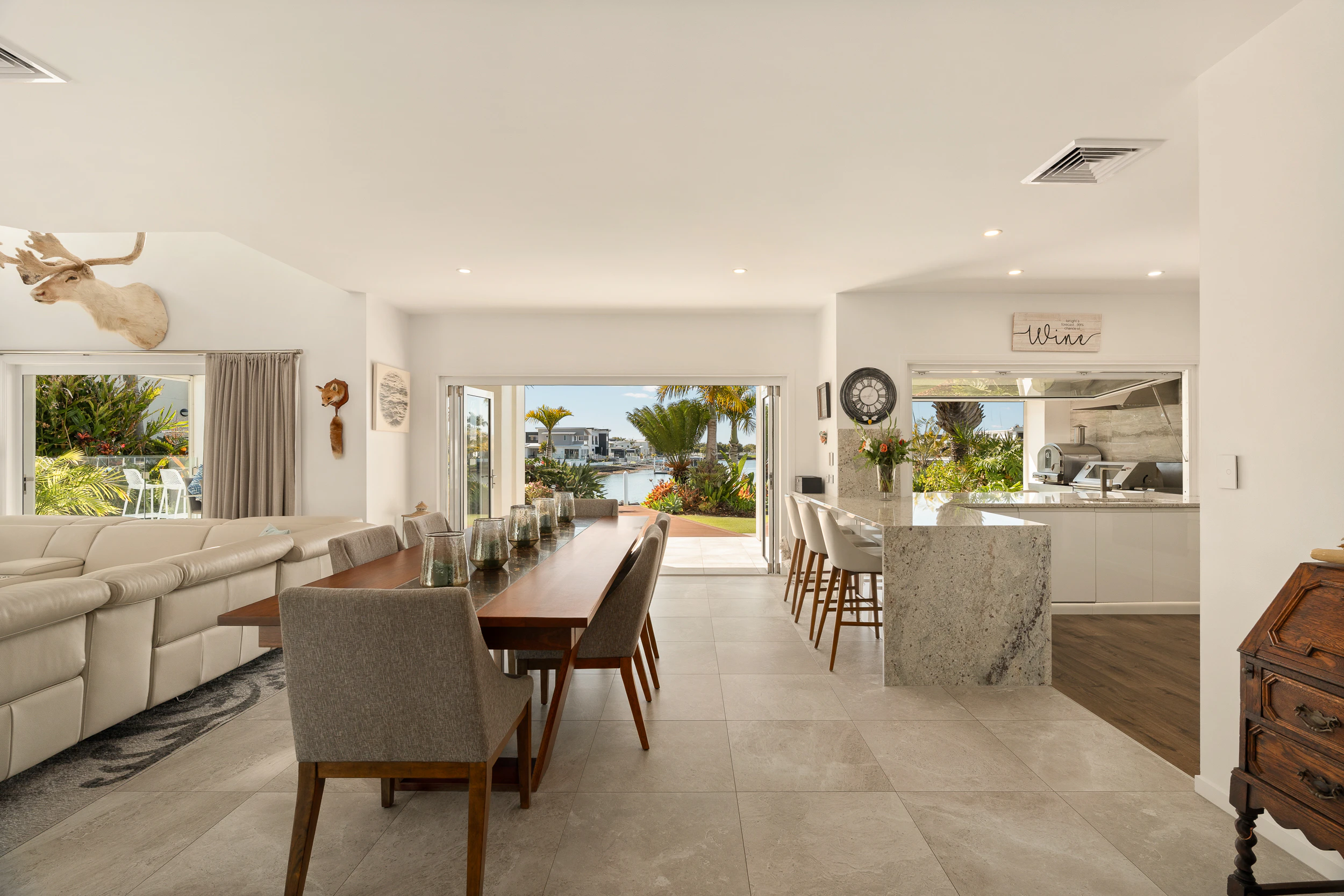 dining room
