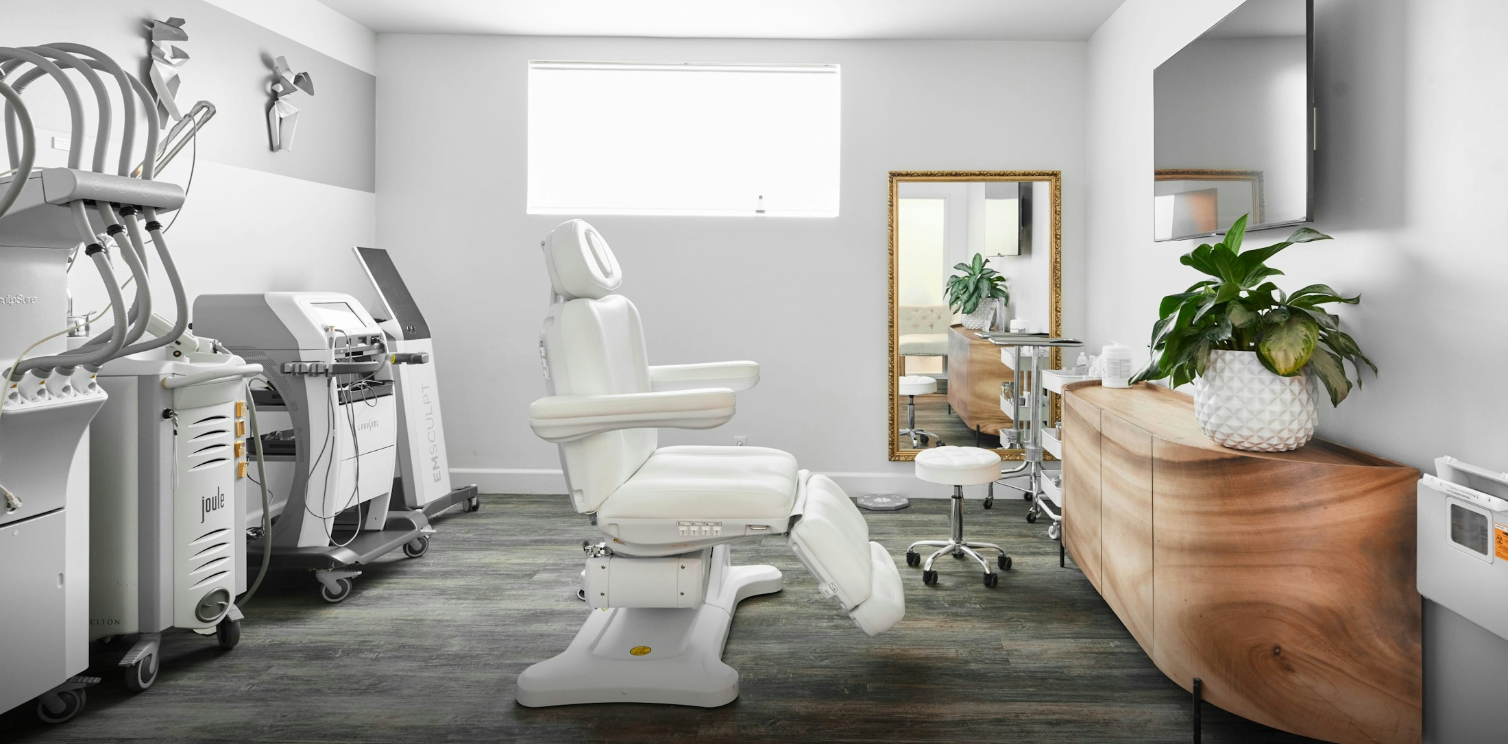 Image of surgical room