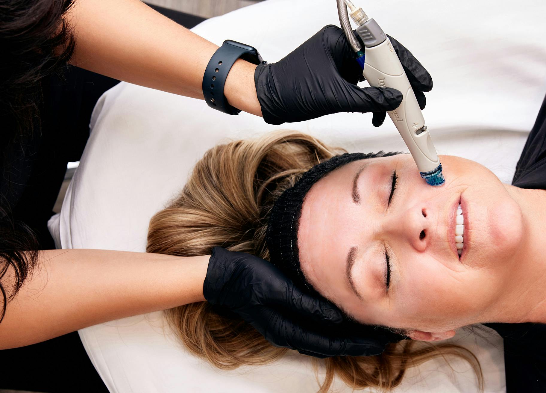 Woman getting a HydraFacial