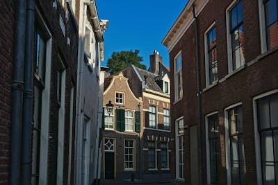 Steegje in de stad Zwolle