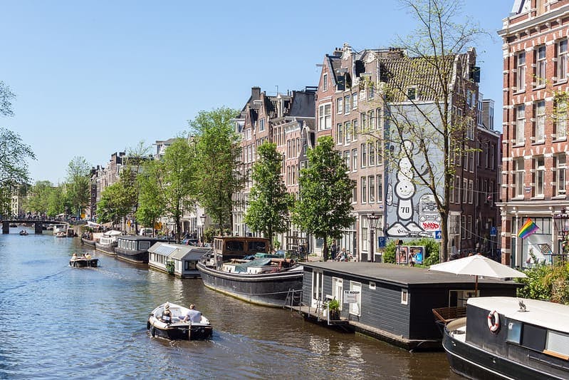 Gracht aan de Jordaan in Amsterdam