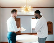 At what point should you engage a sales real estate agent?