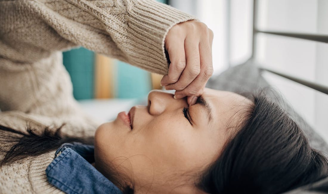 woman with a headache
