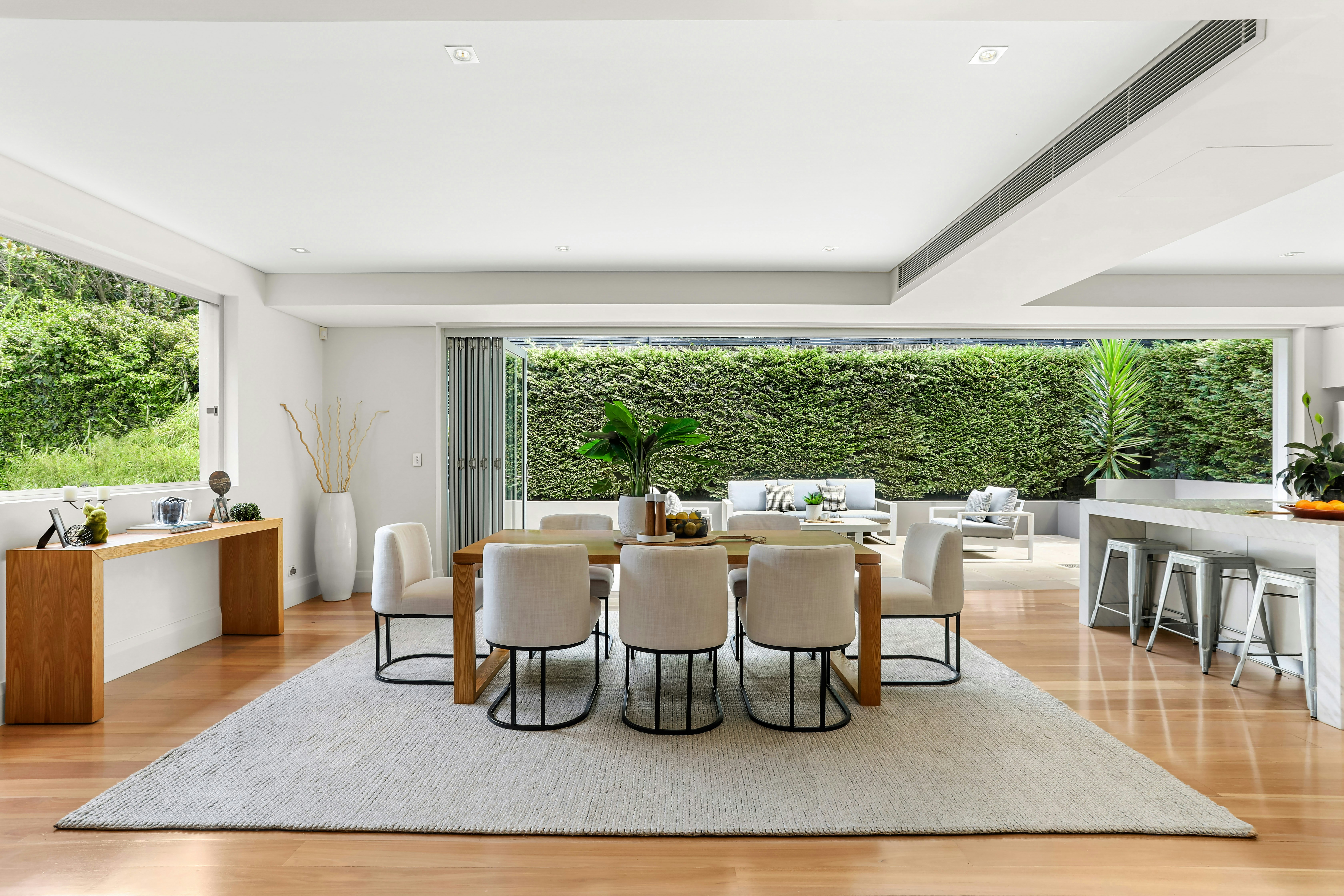 Image of dining room