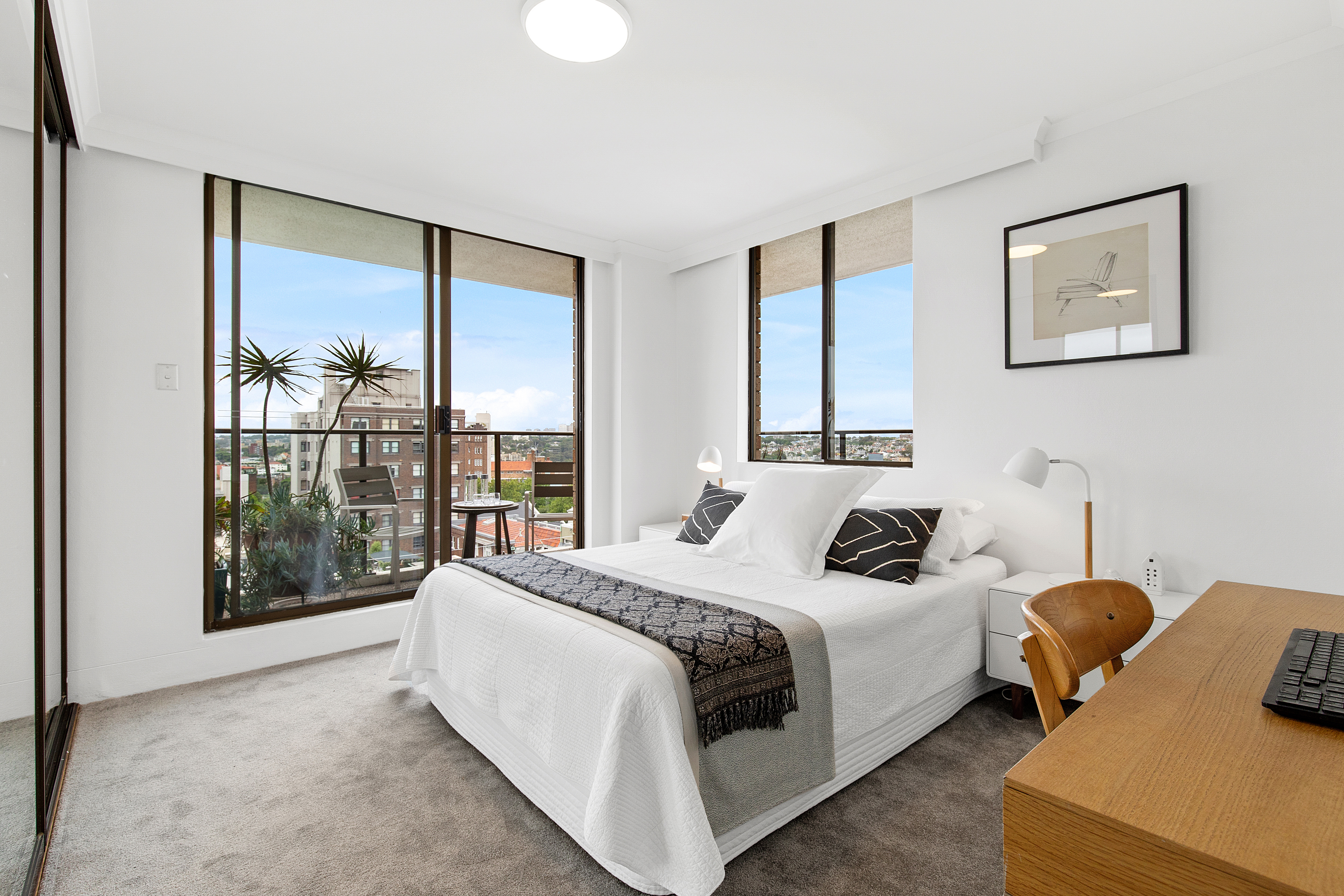 1108/2 Springfield Avenue (AKA 1108/5-15 Orwell Street), Potts Point - Thumbnail 5