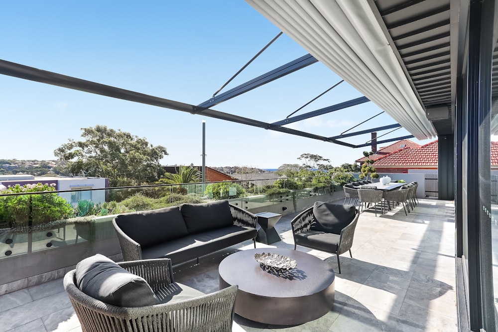 Essex Property Trust | West Coast Apartment Homes - Industrial Penthouse Living Spaces For Rent