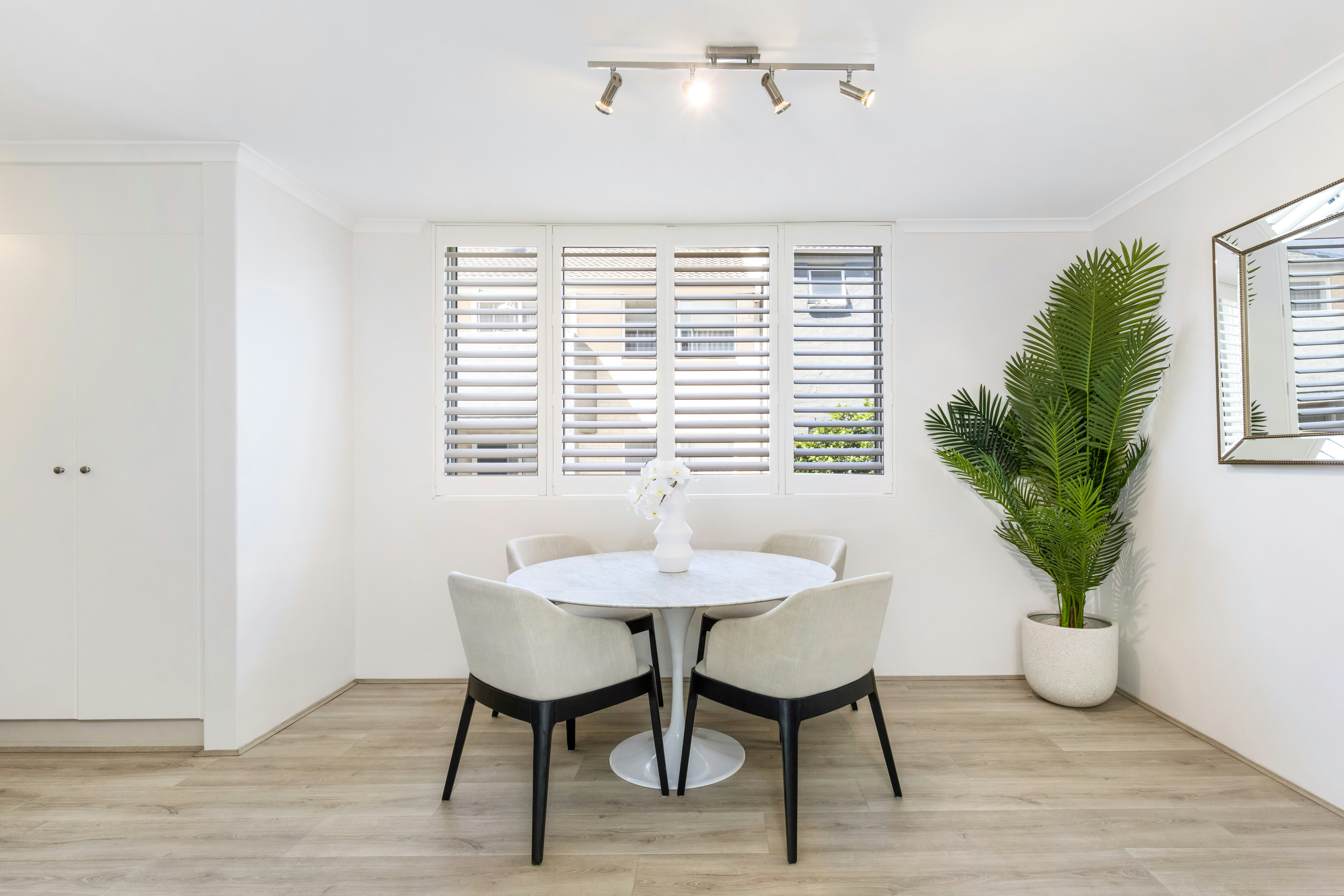 Image of dining room