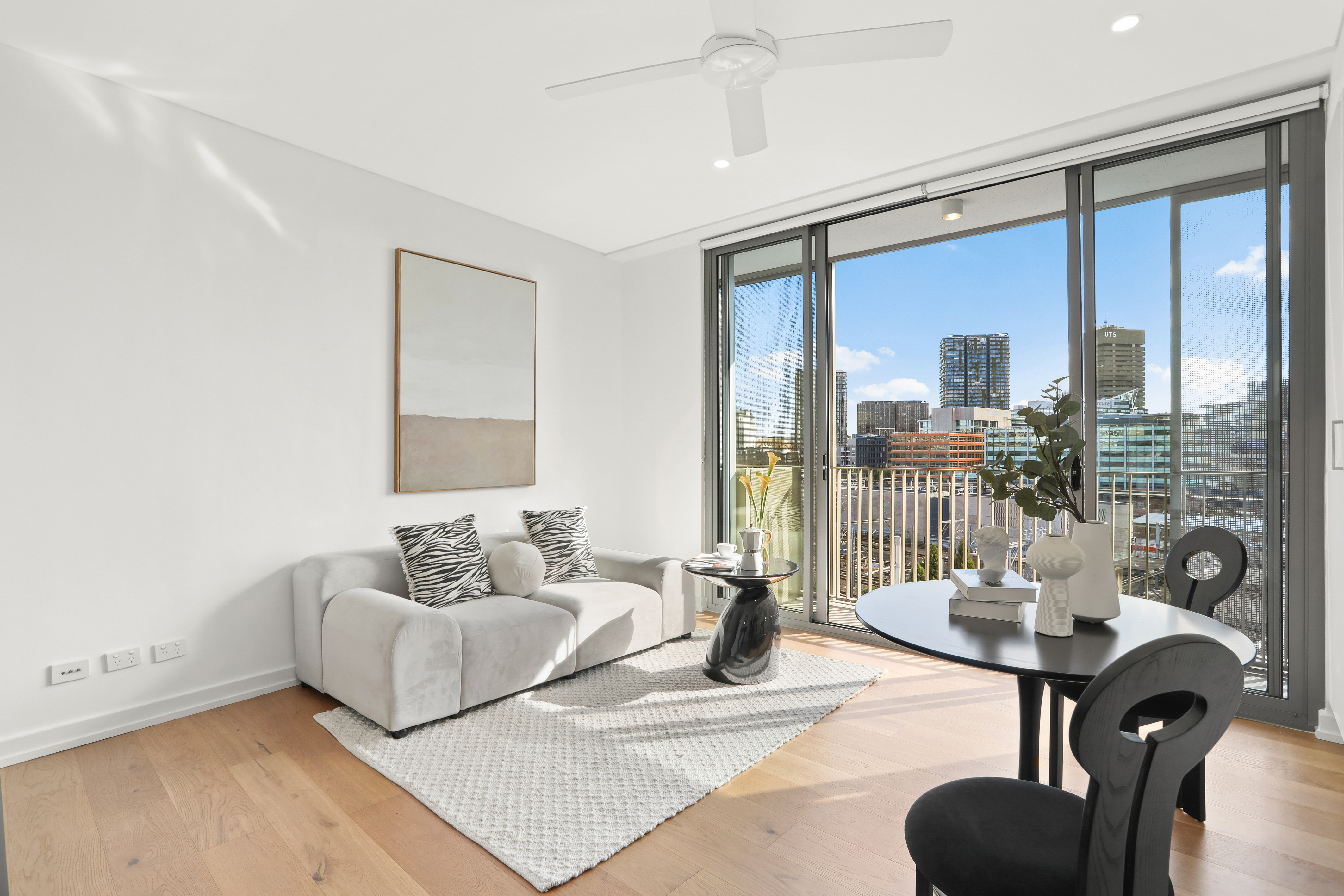 52/30-34 Chalmers Street, Surry Hills - Thumbnail 5