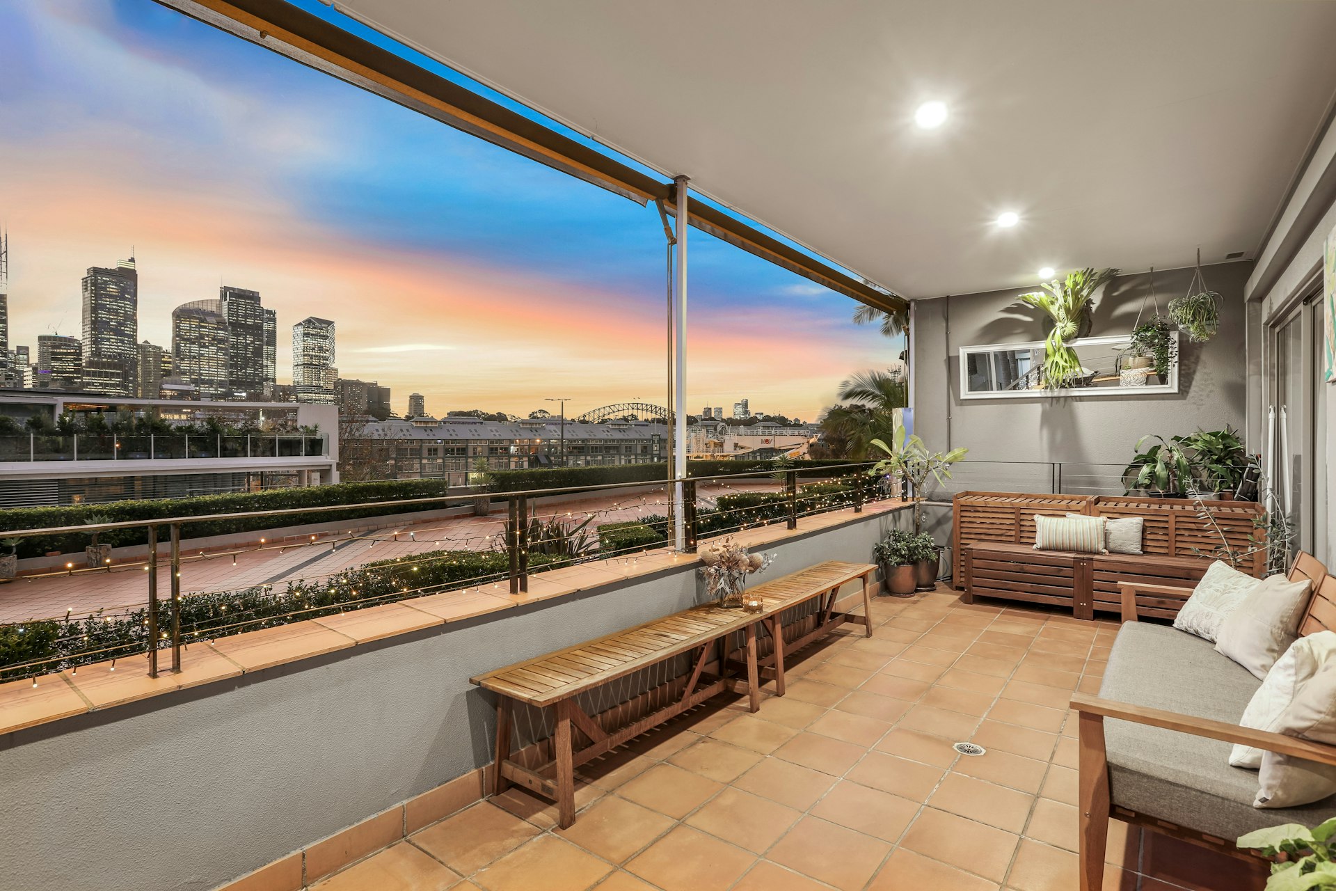 balcony