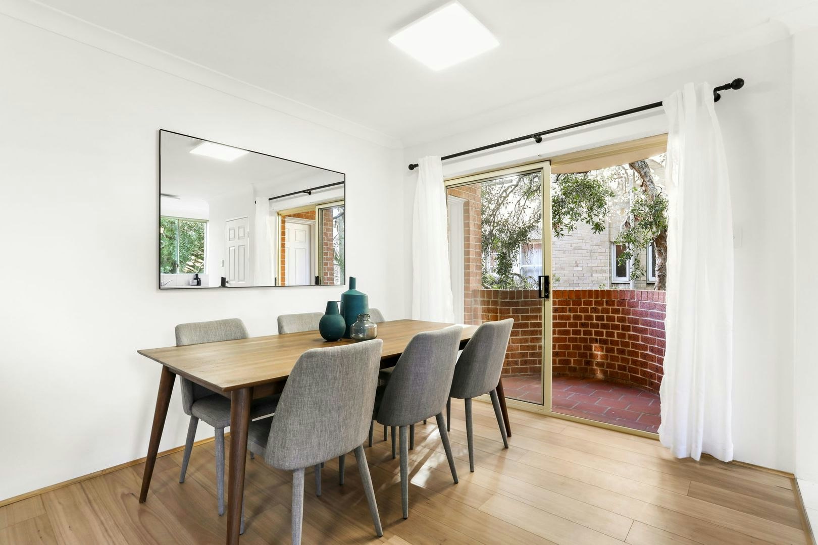 Image of dining room