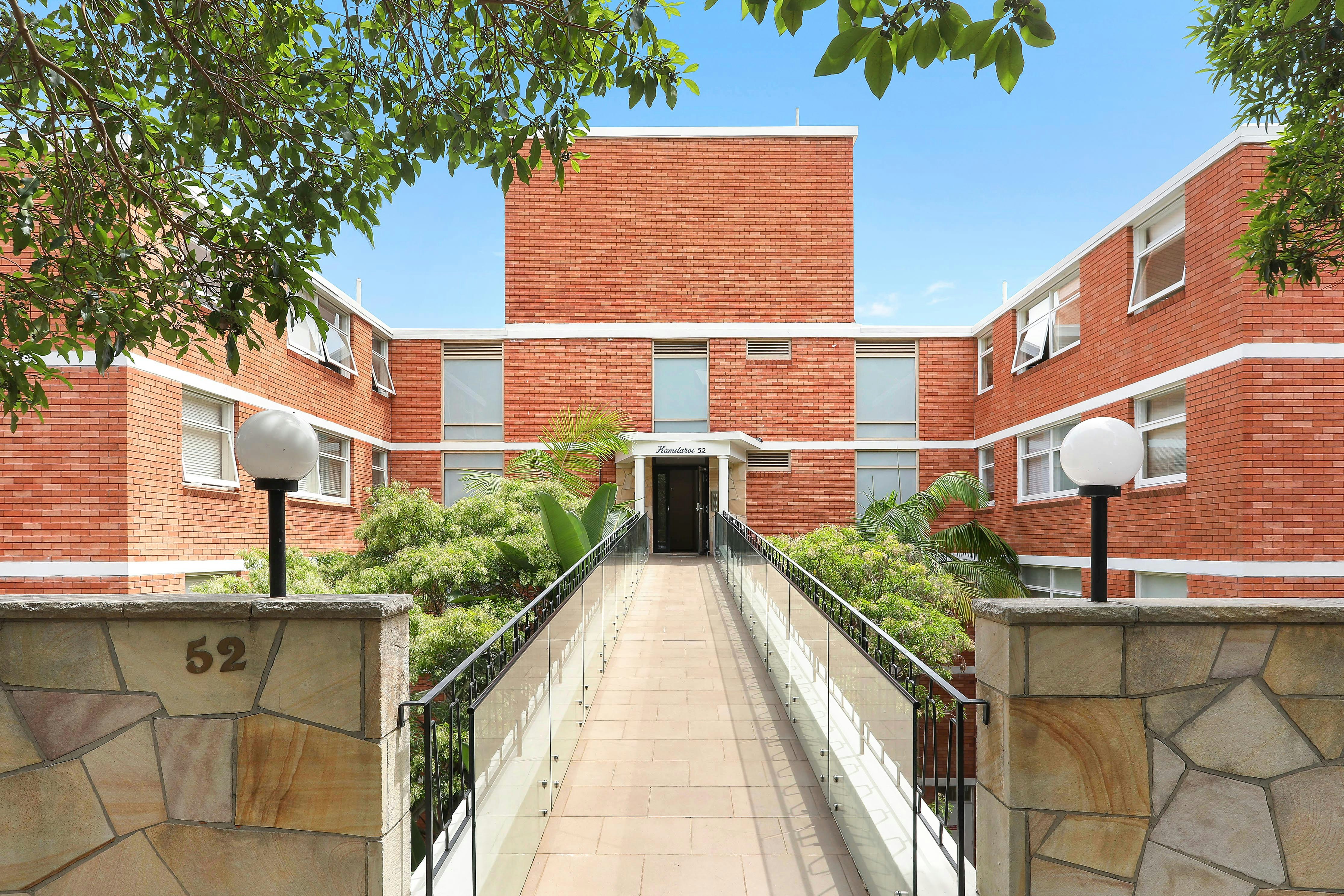 17/52 Darling Point Road, Darling Point NSW