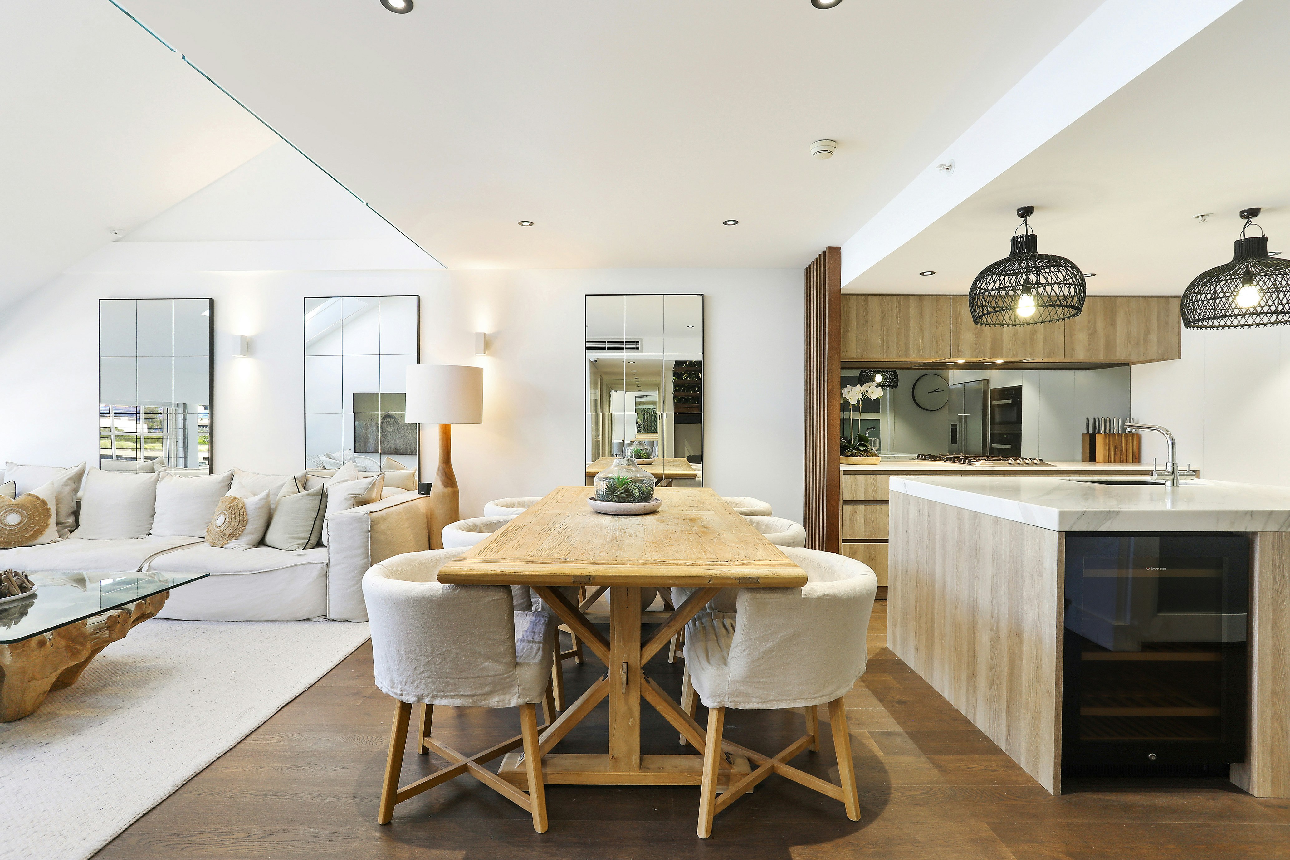 Image of dining room