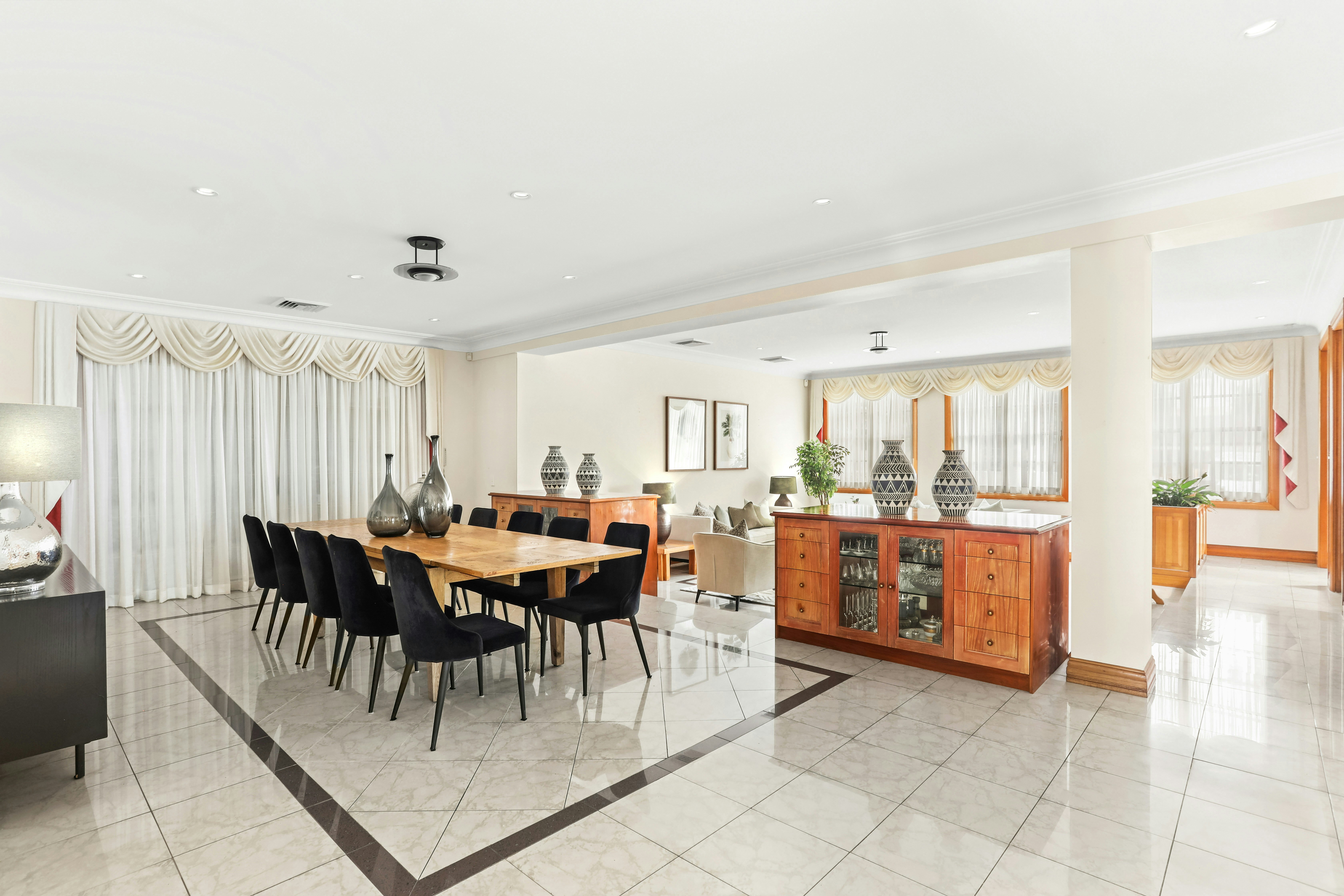 Image of dining room