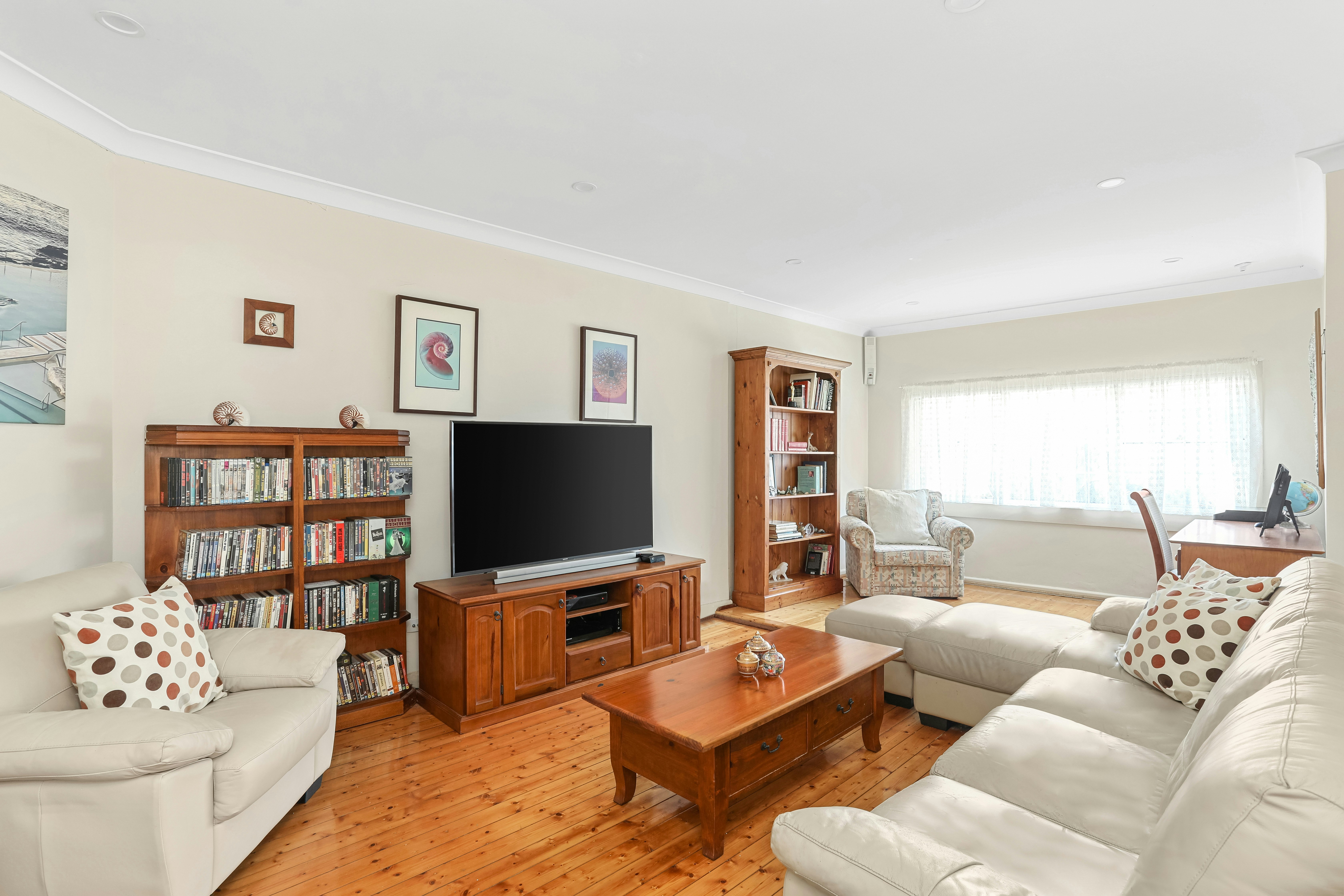 12 Wallis Parade, North Bondi NSW