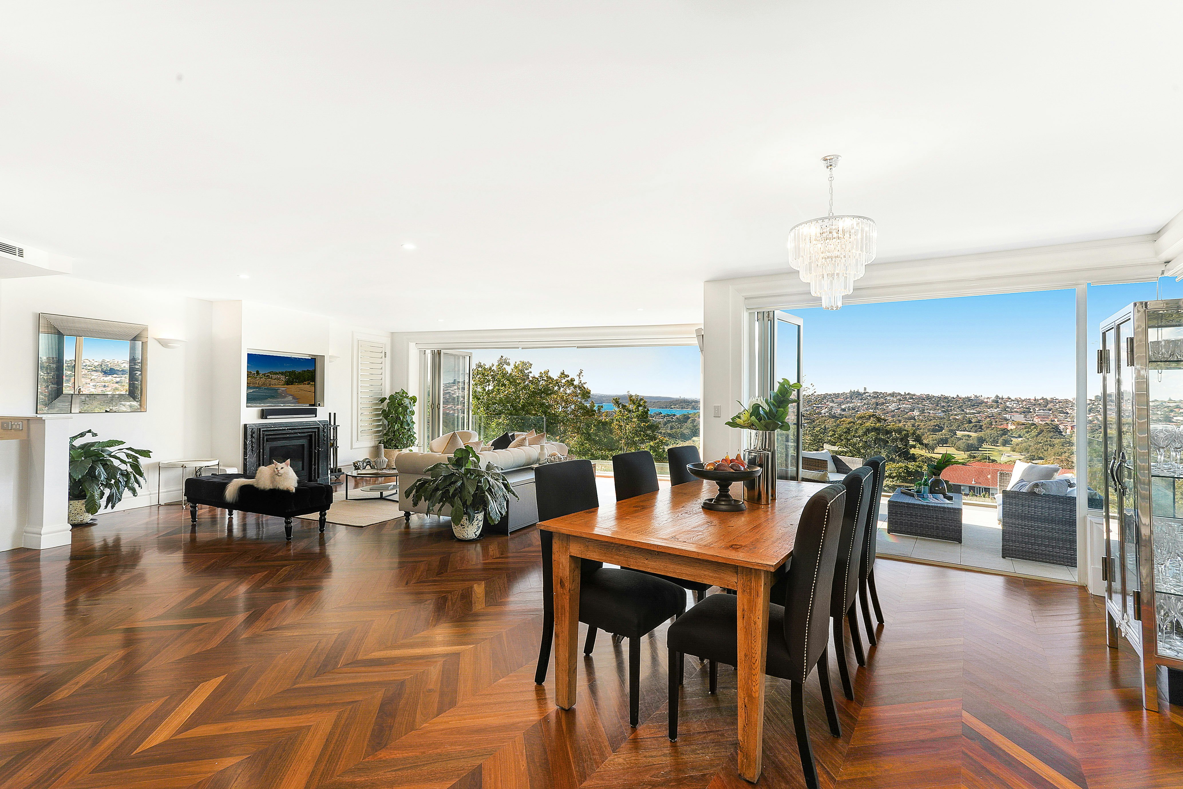 Image of dining room