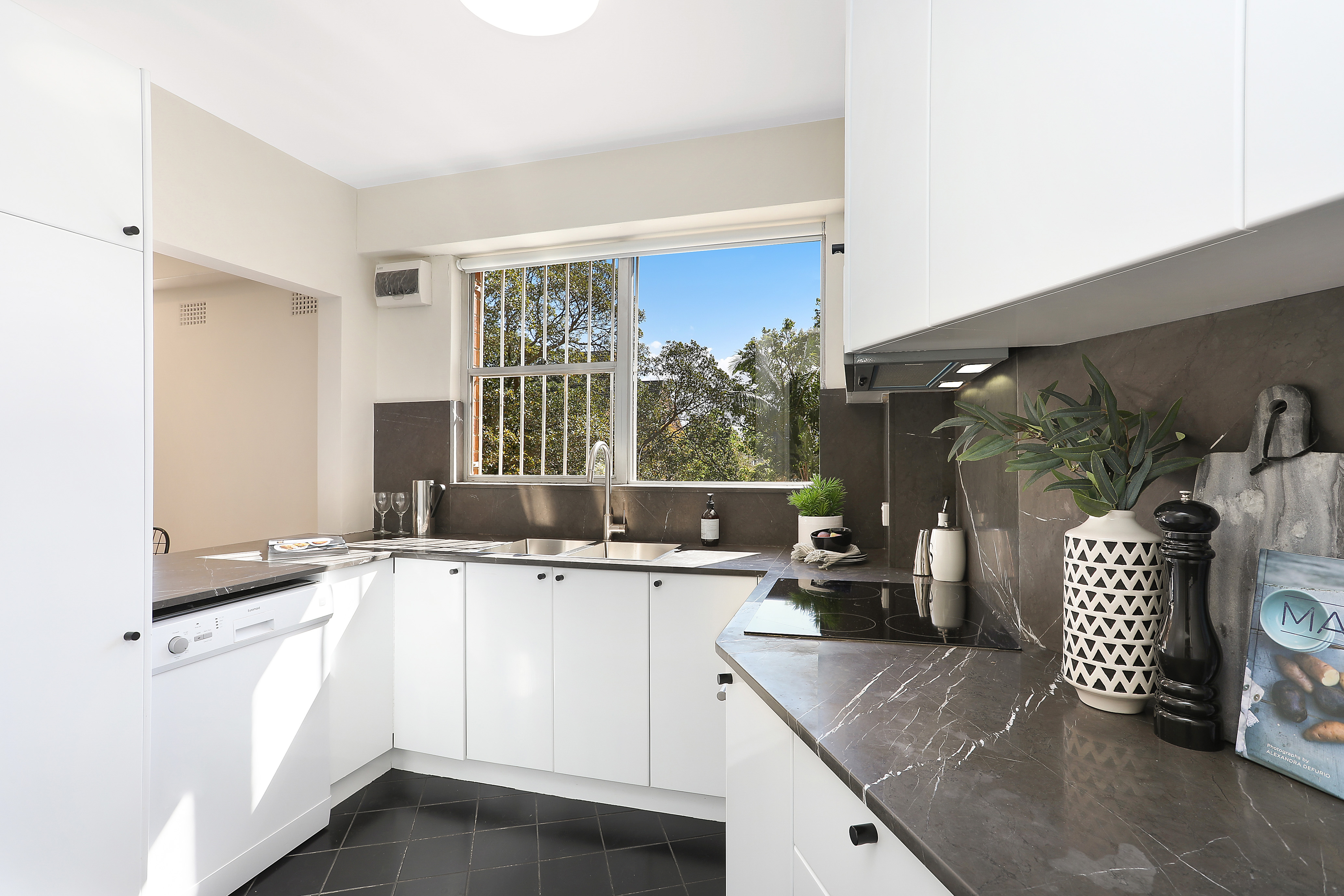 6/105A Darling Point Road, Darling Point - Thumbnail 6
