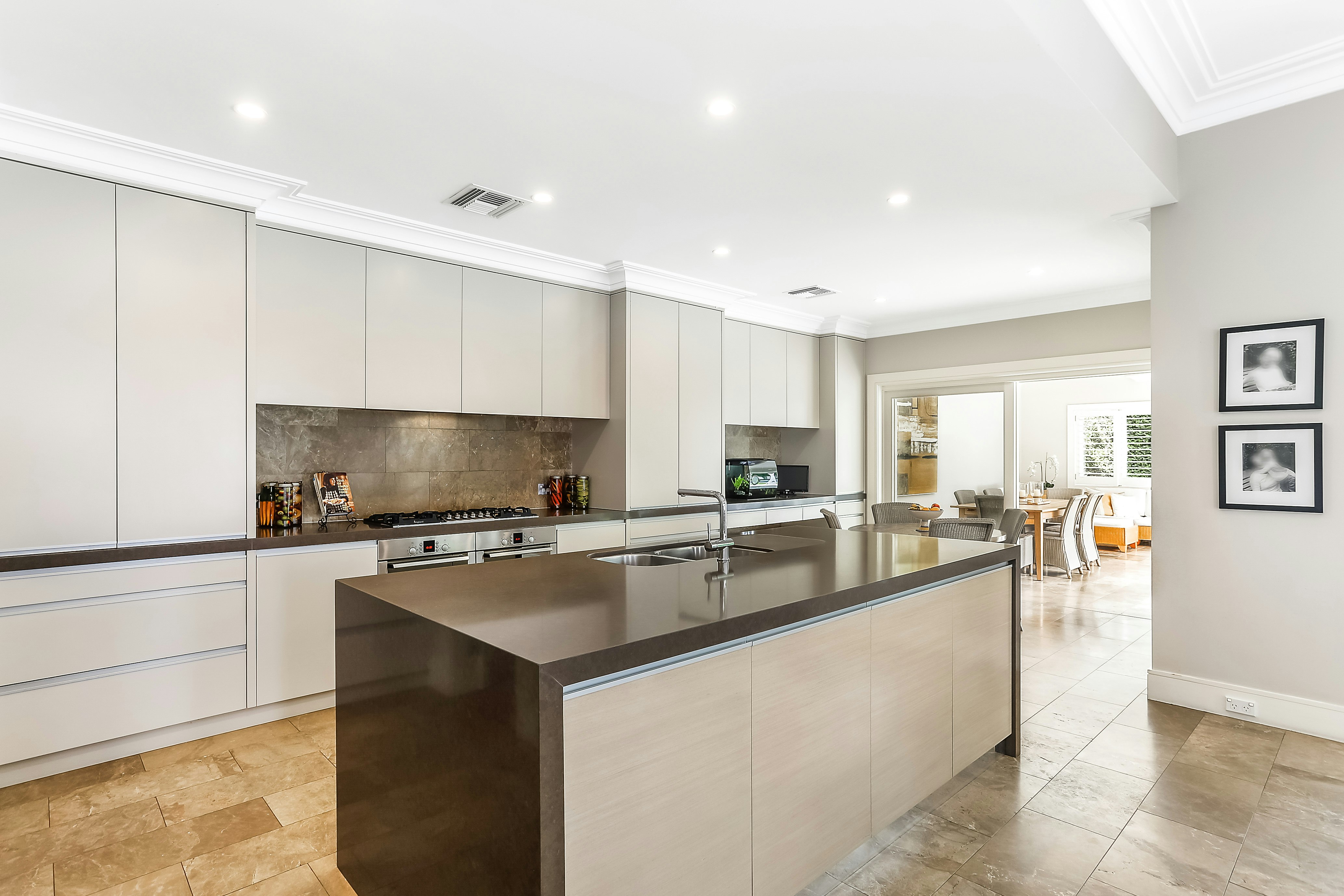 11 Wilberforce Ave, Rose Bay NSW