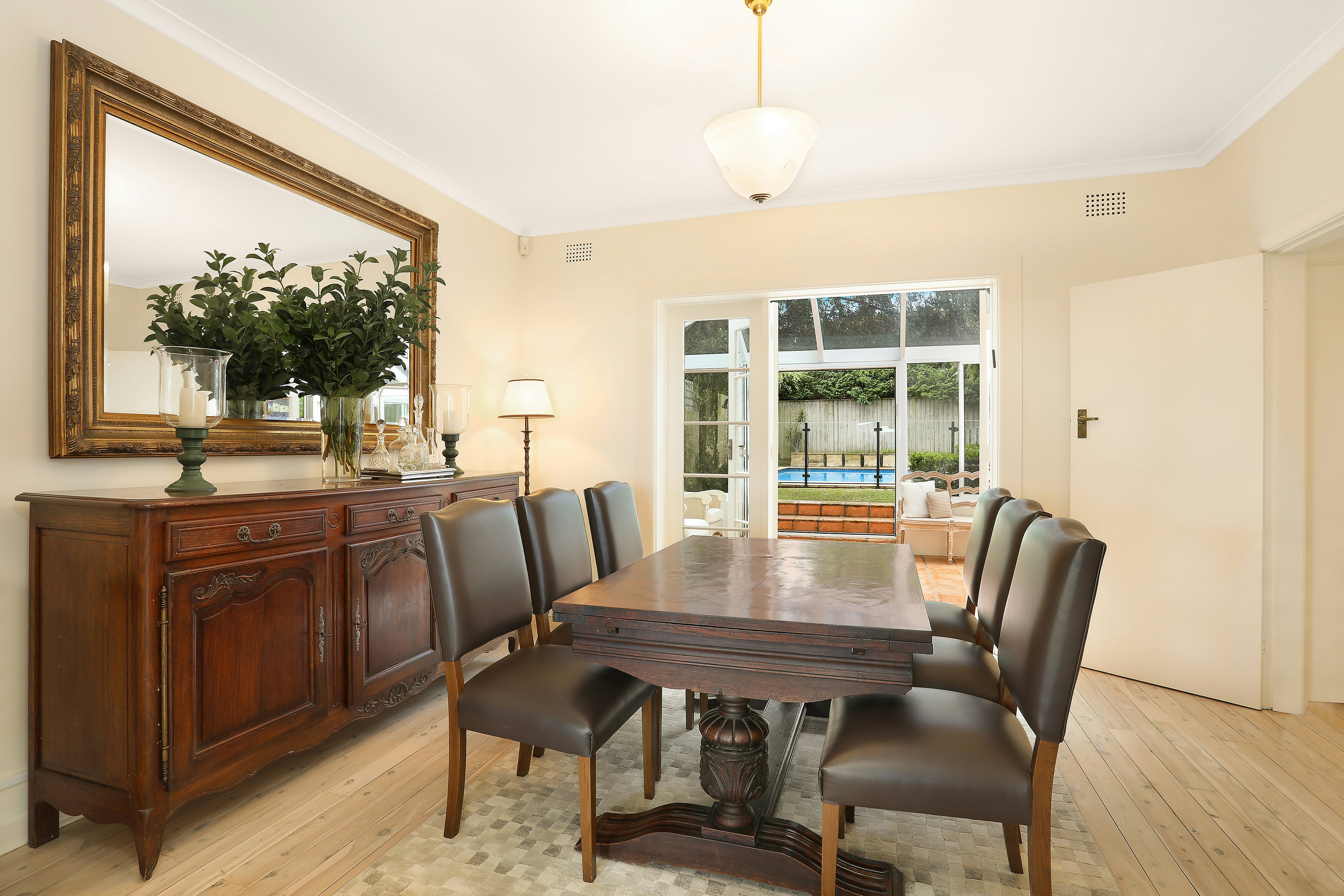 Image of dining room
