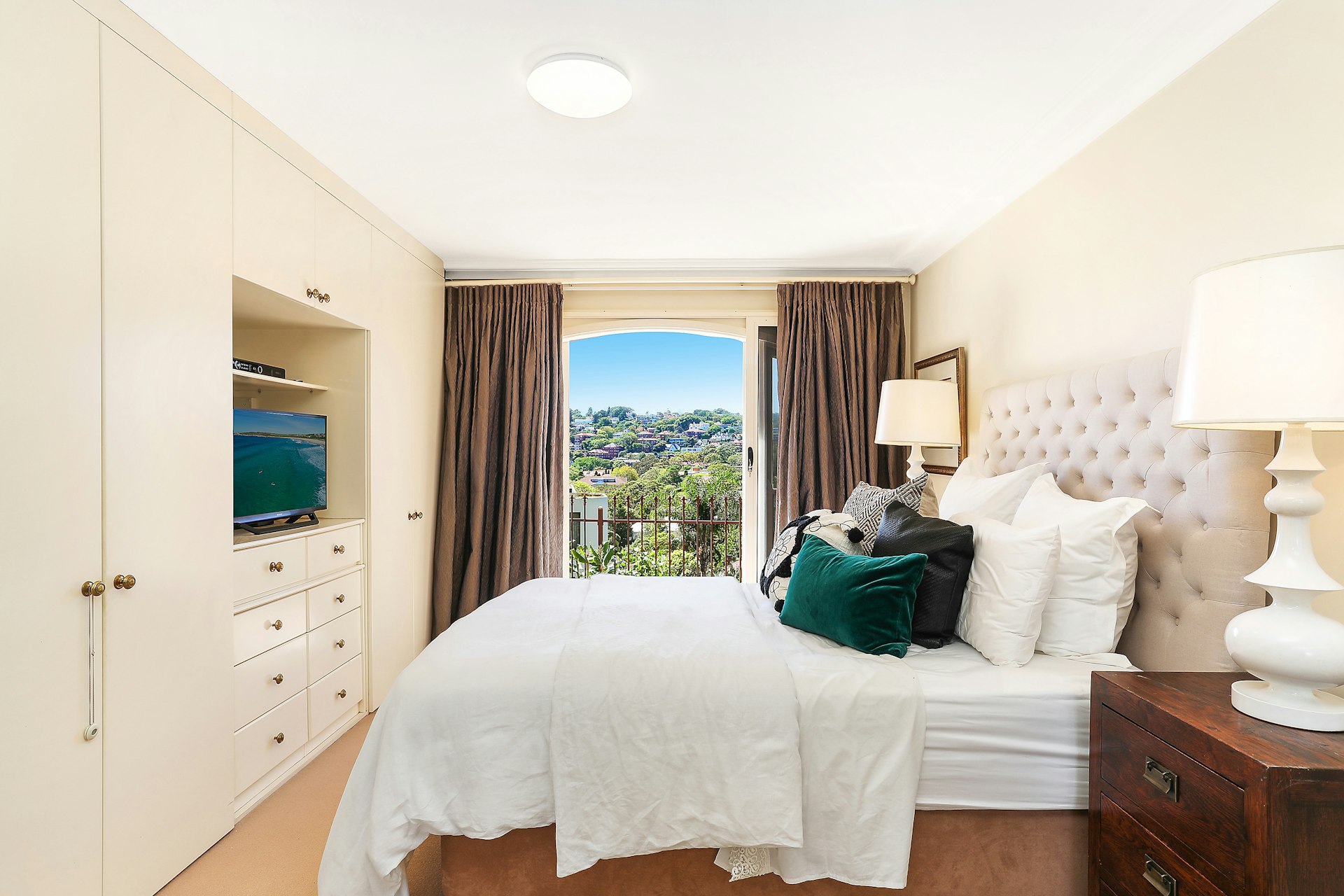 22/3-5 Marathon Road, Darling Point NSW