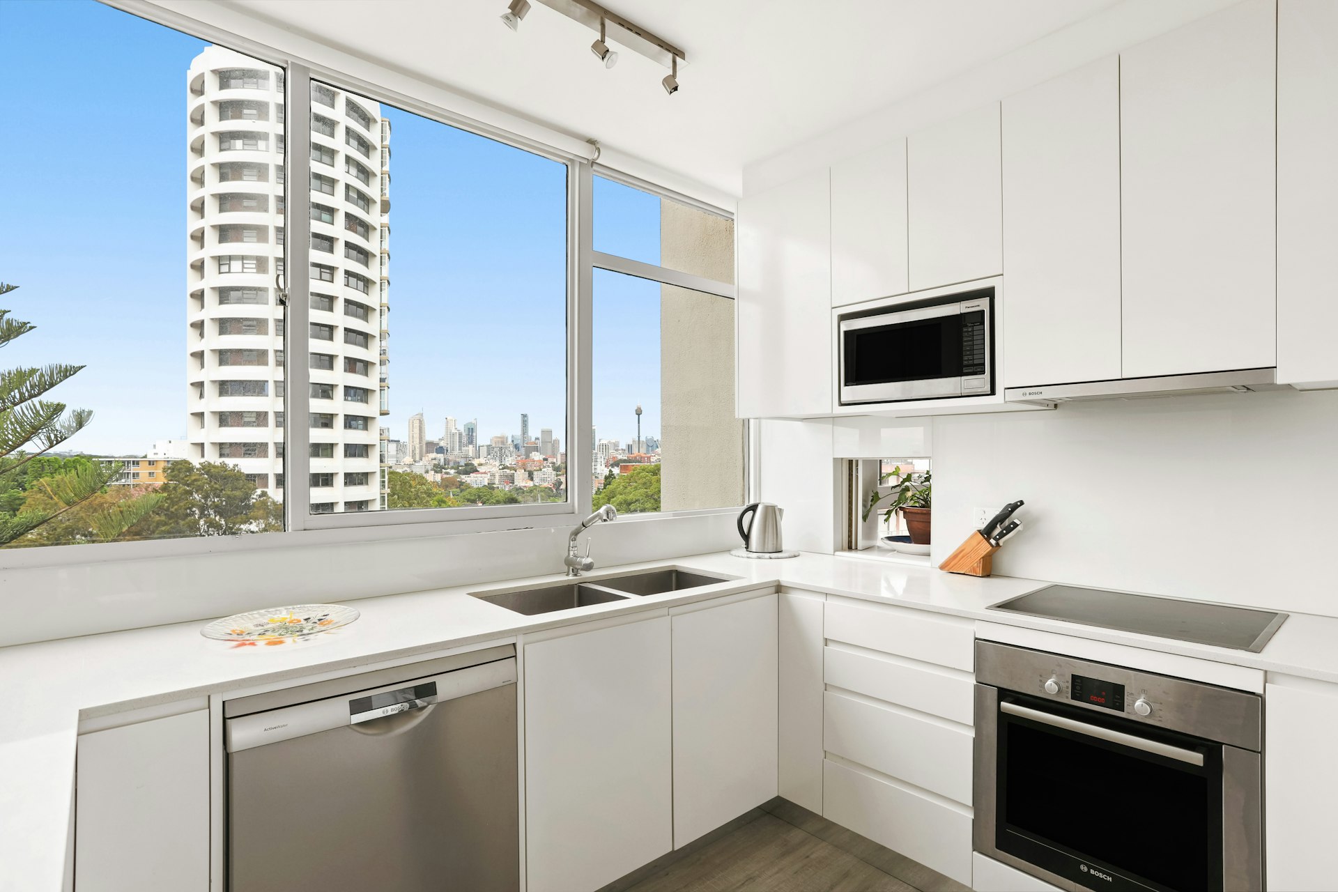 15/2-12 Eastbourne Road, Darling Point NSW