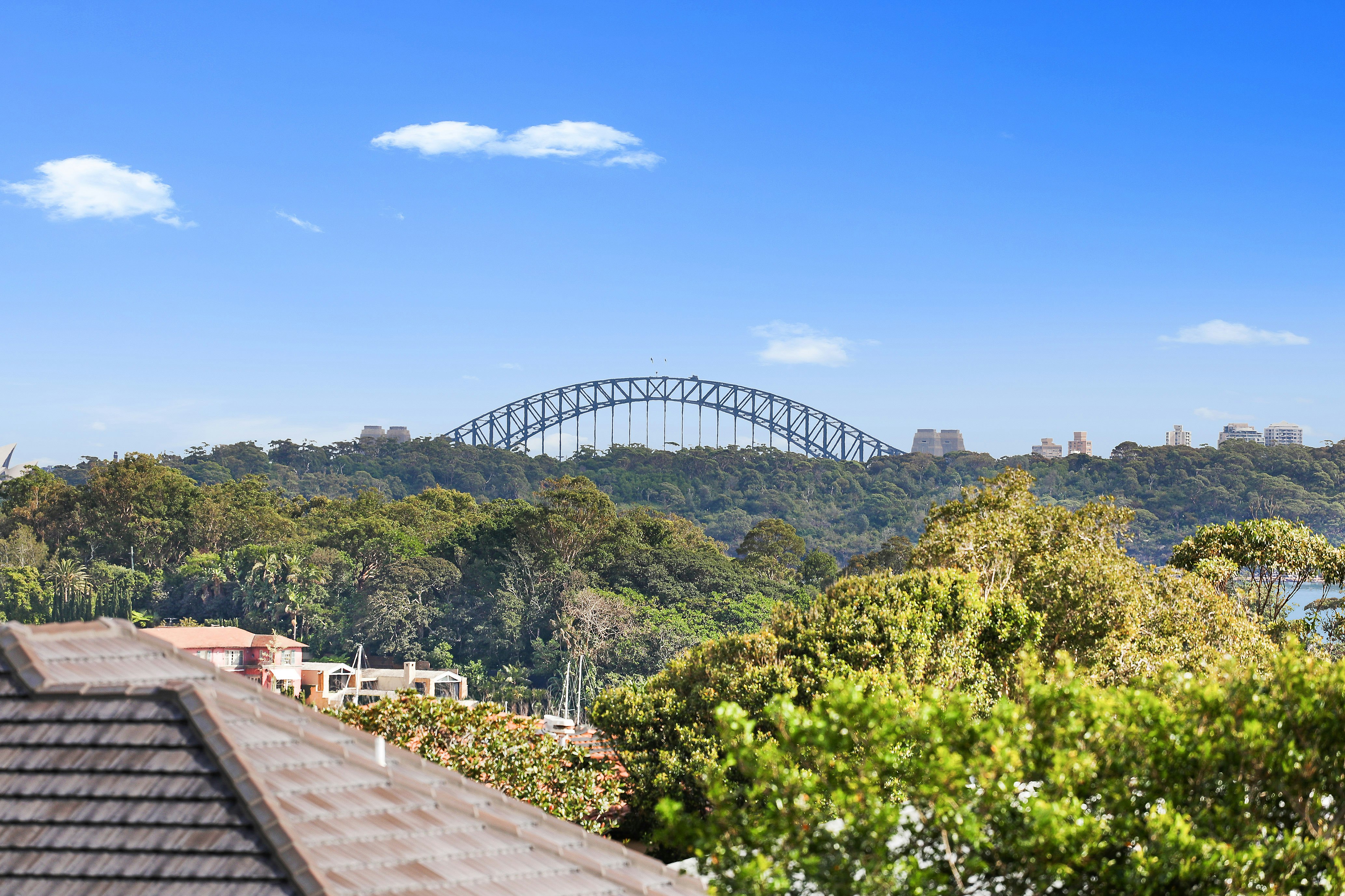 Image of arch