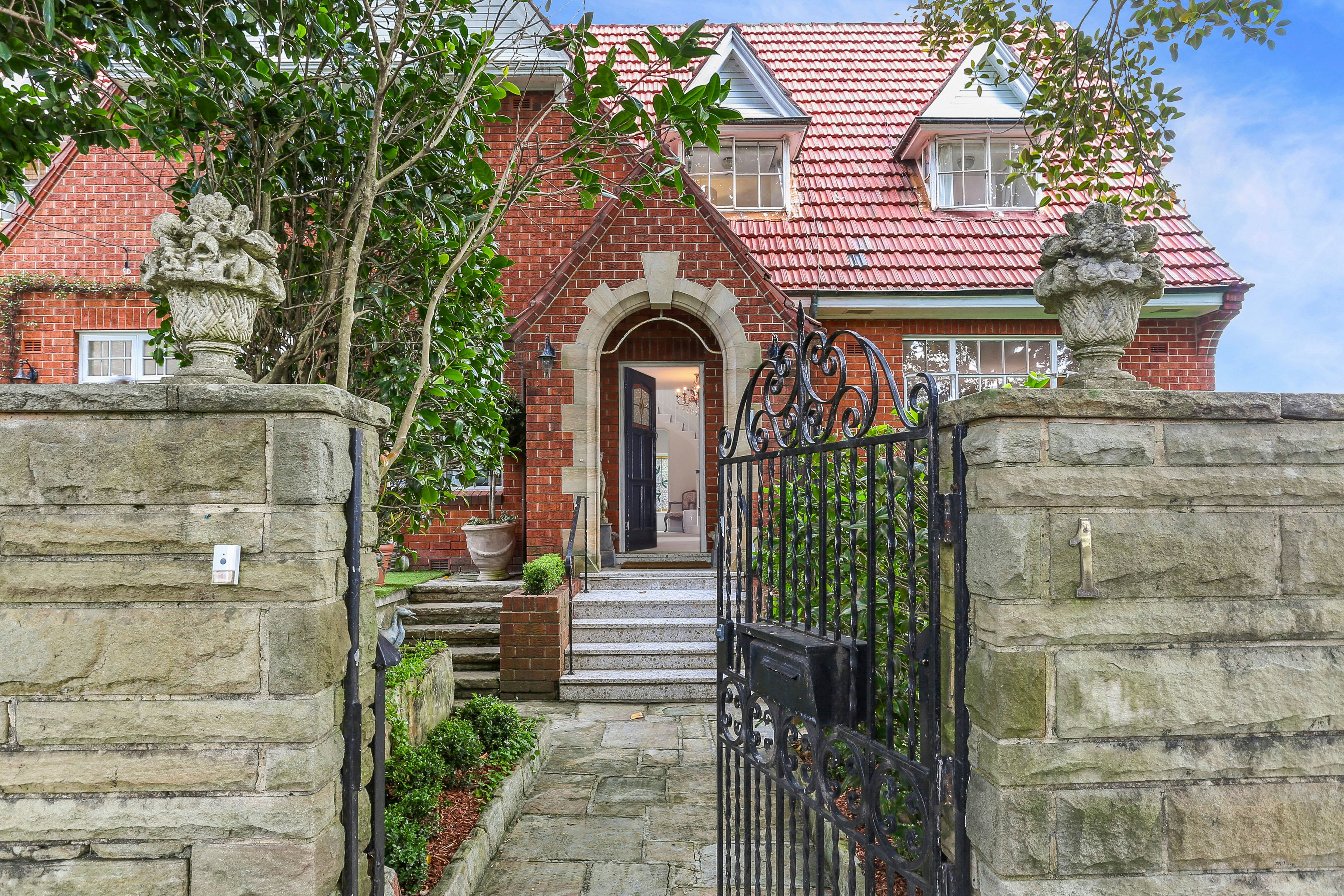 1 Ginahgulla Road, Bellevue Hill NSW