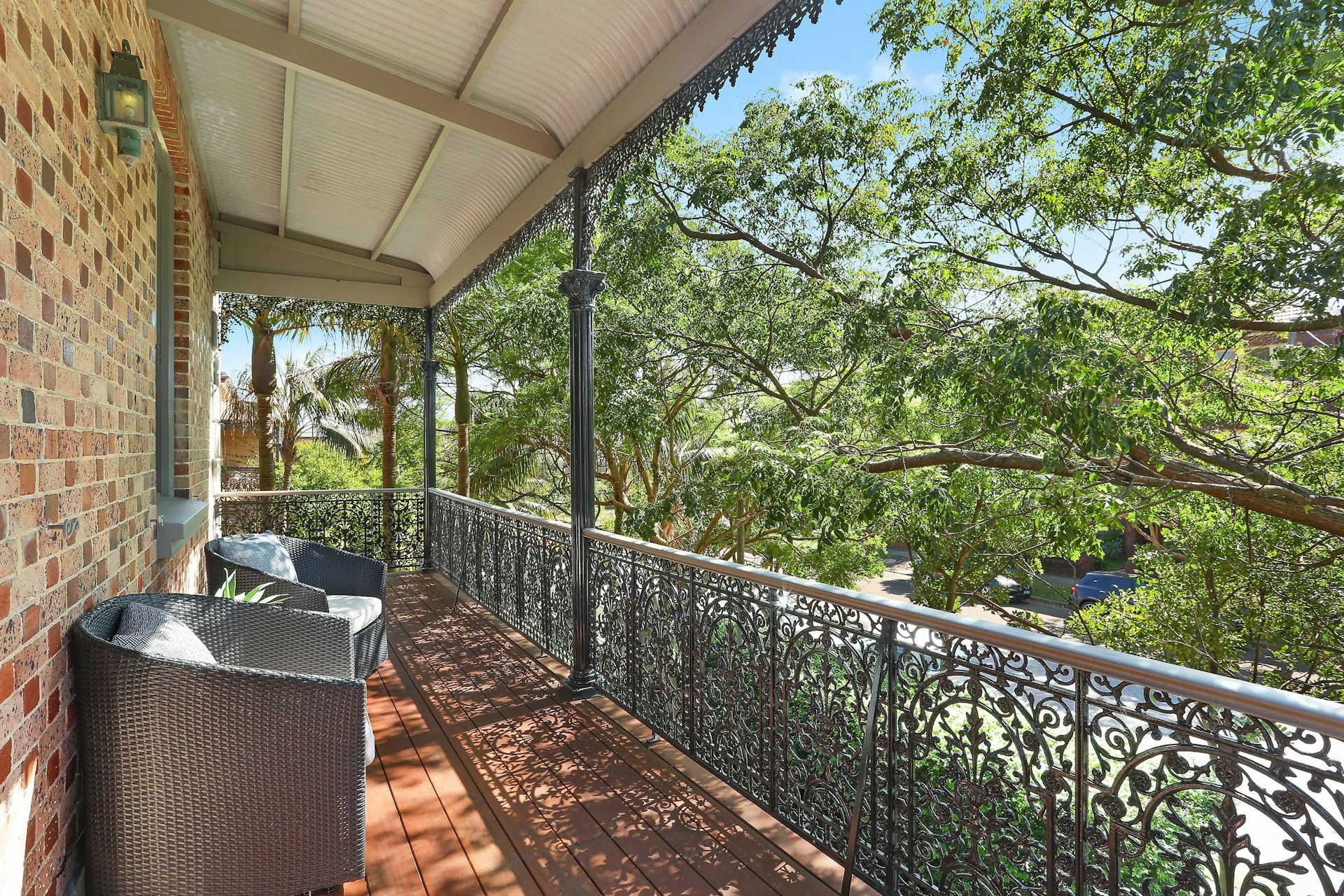 balcony