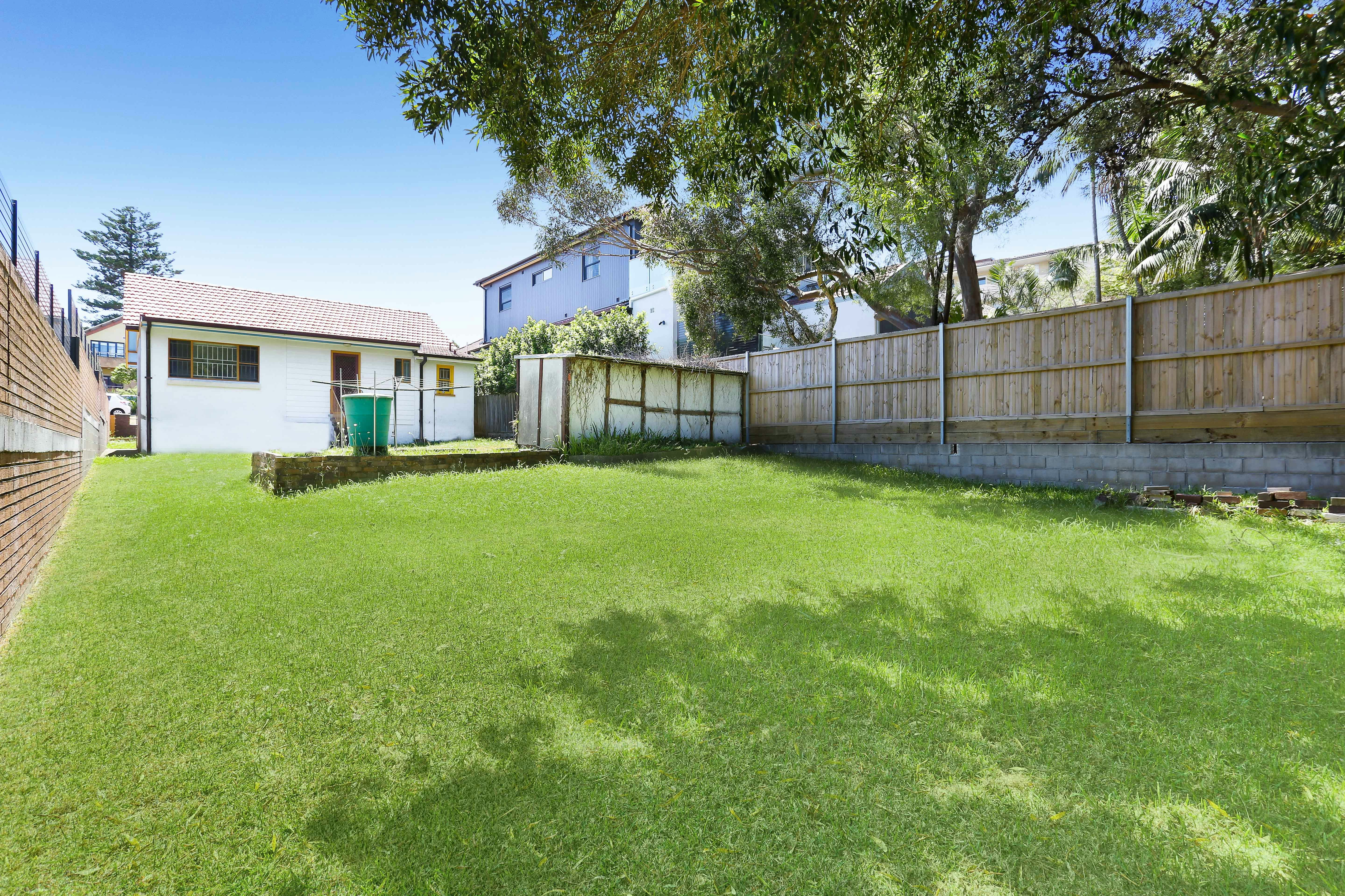 Image of backyard