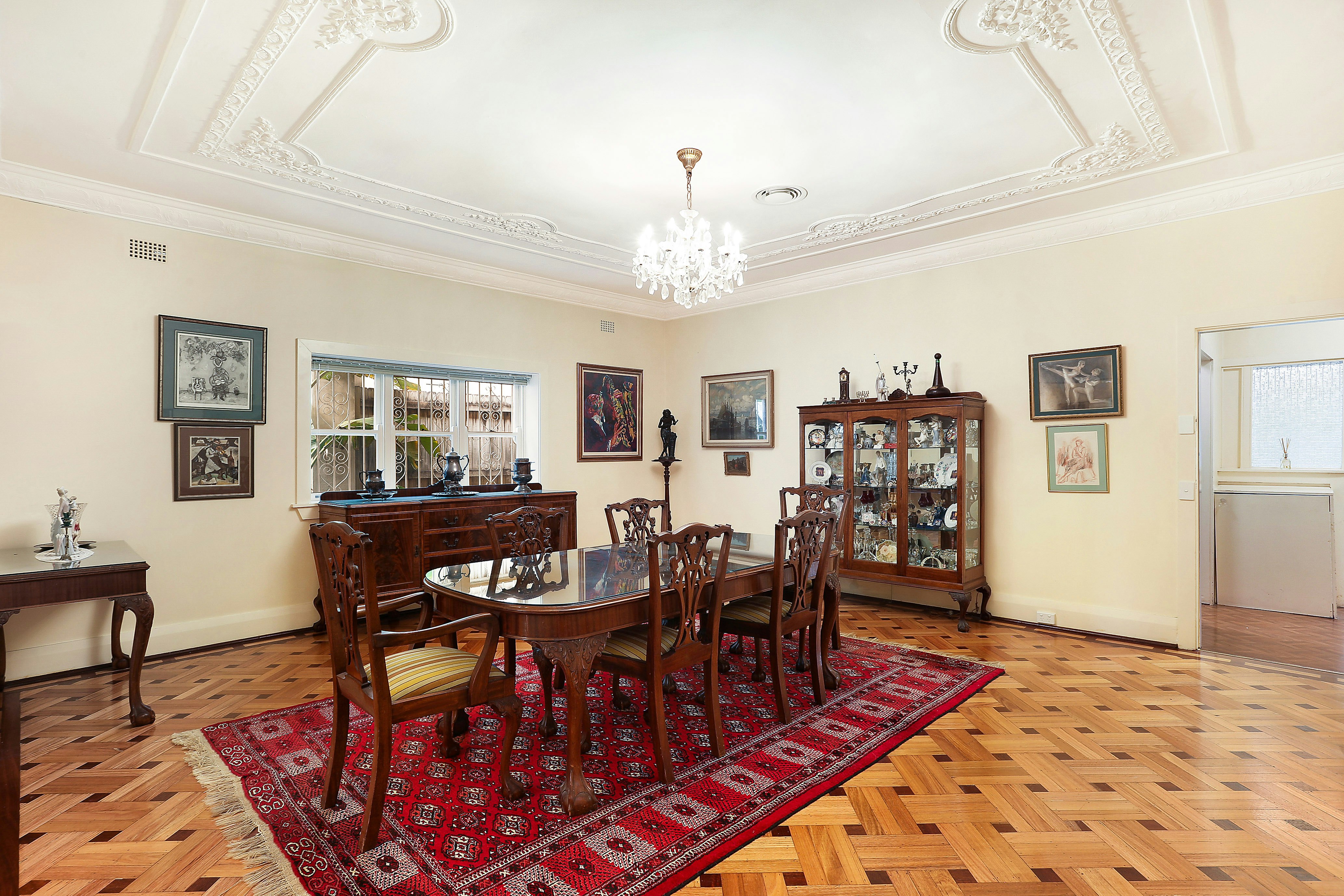 Image of dining room