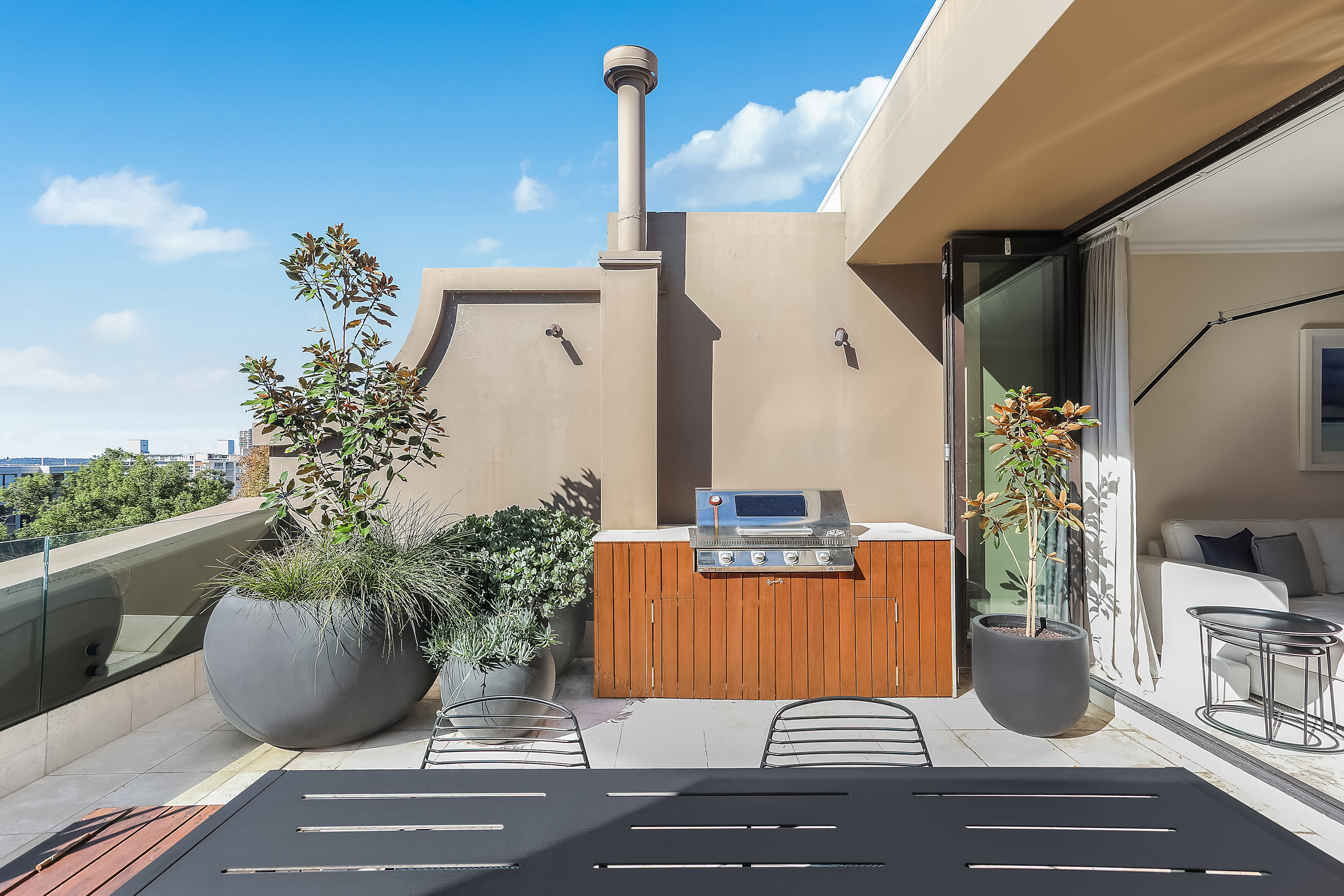 15B Greenknowe Avenue, Elizabeth Bay - Image 1