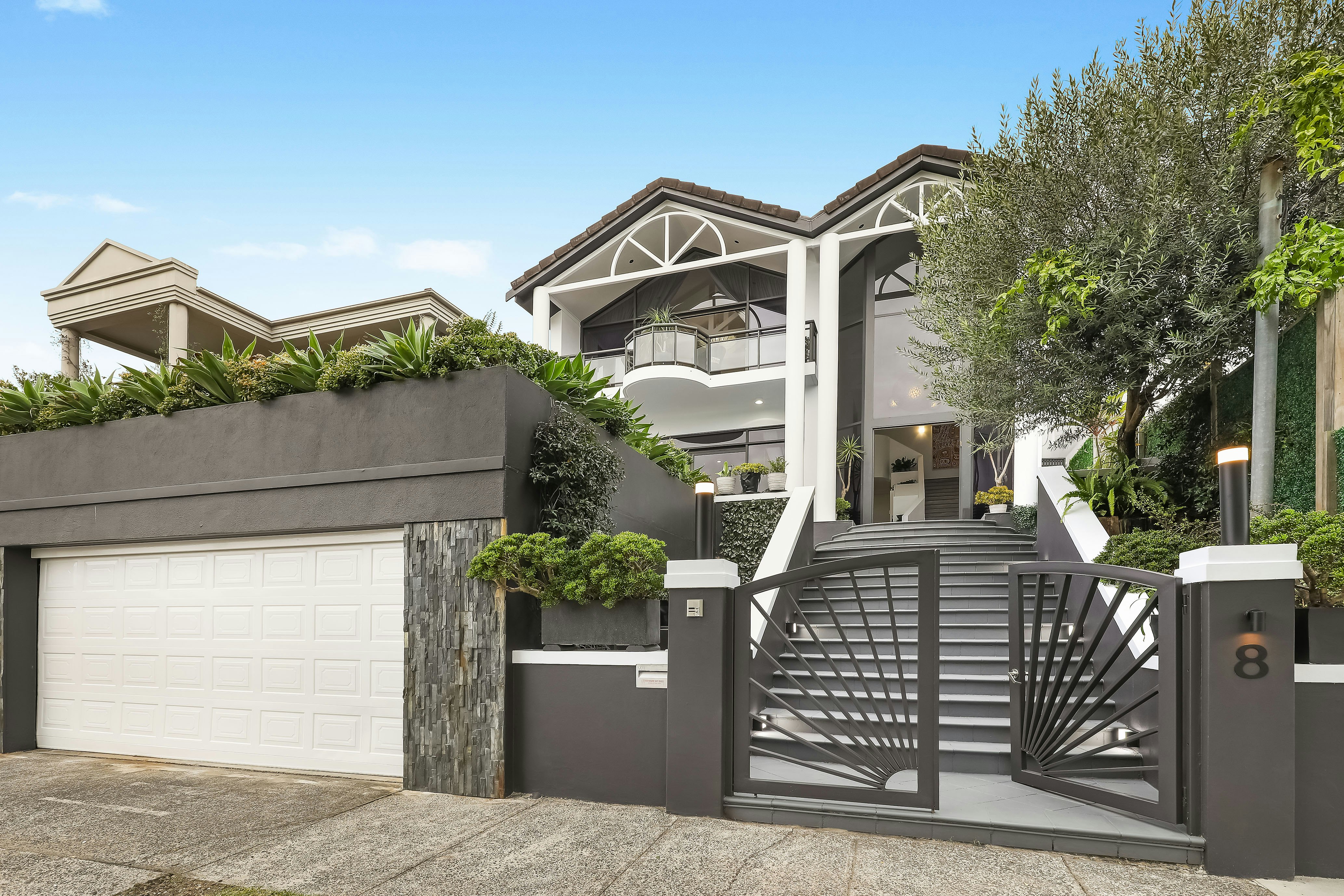 Image of garage