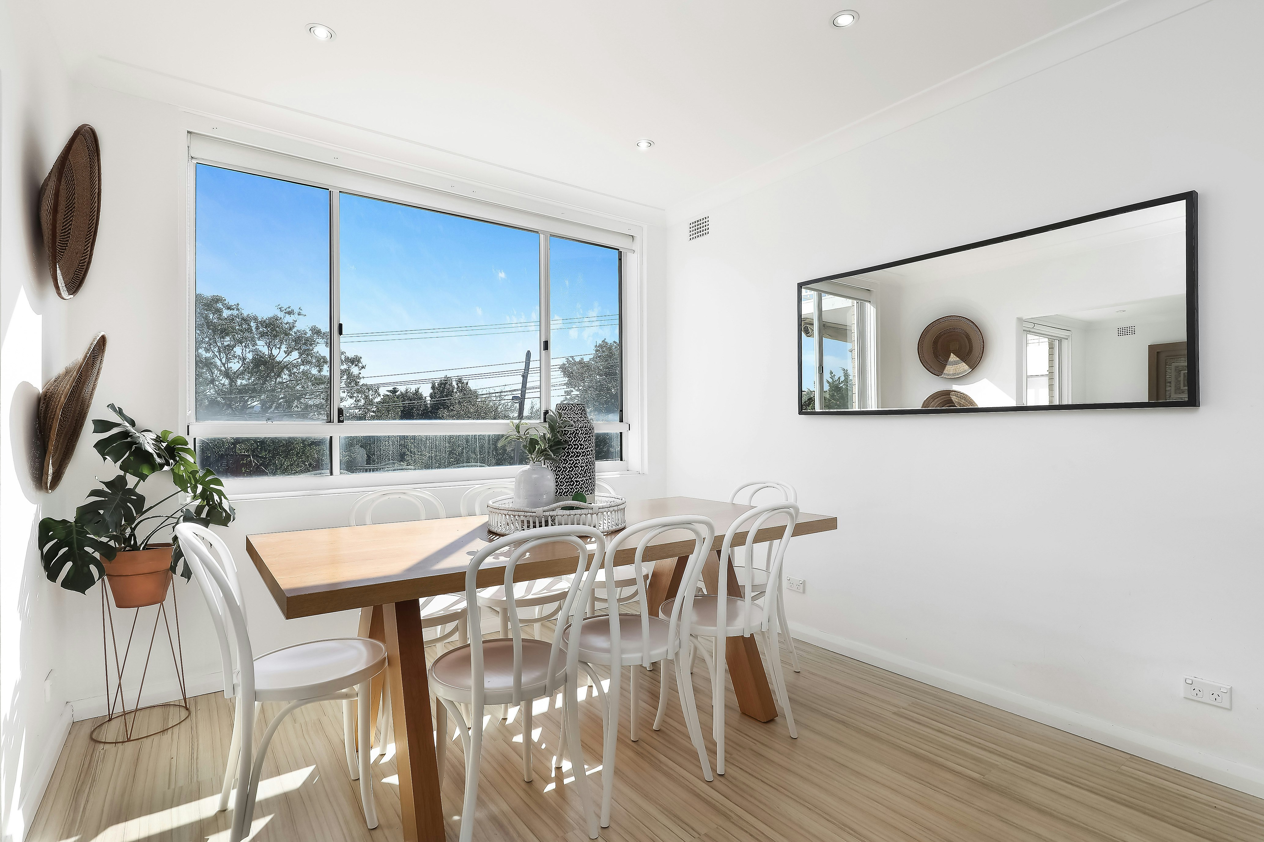 Image of dining room