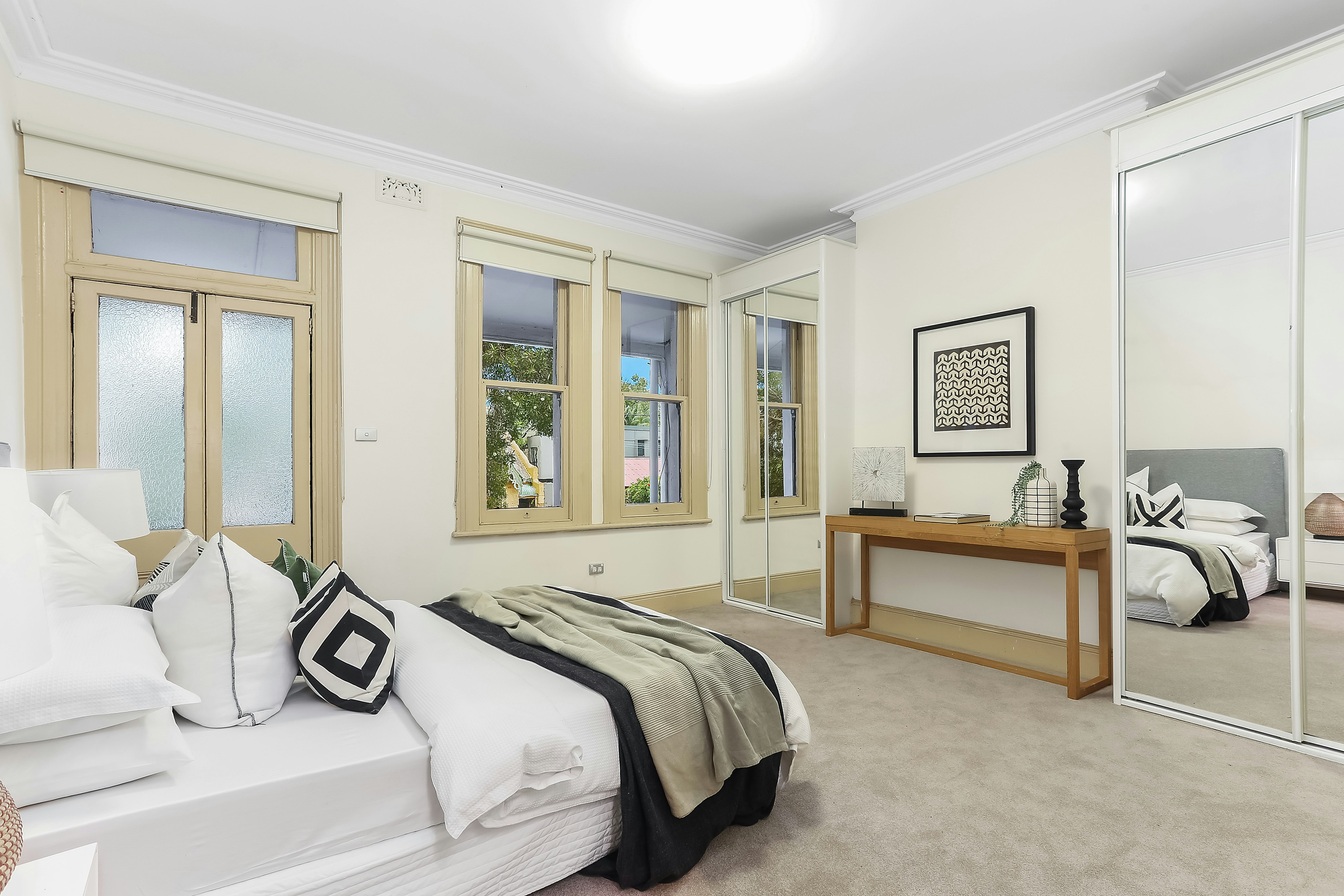 2 Ruthven Street, Bondi Junction NSW