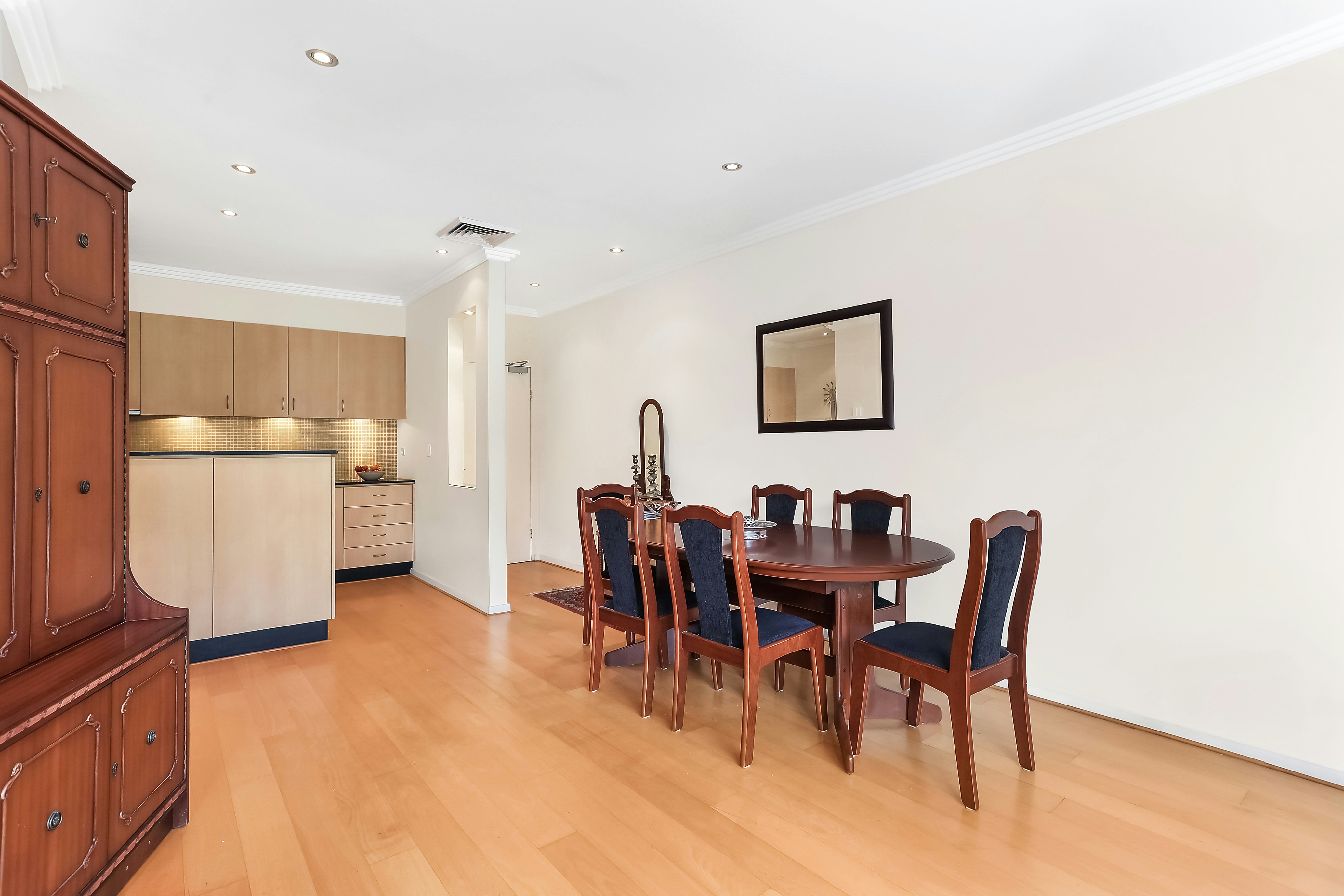 Image of dining room